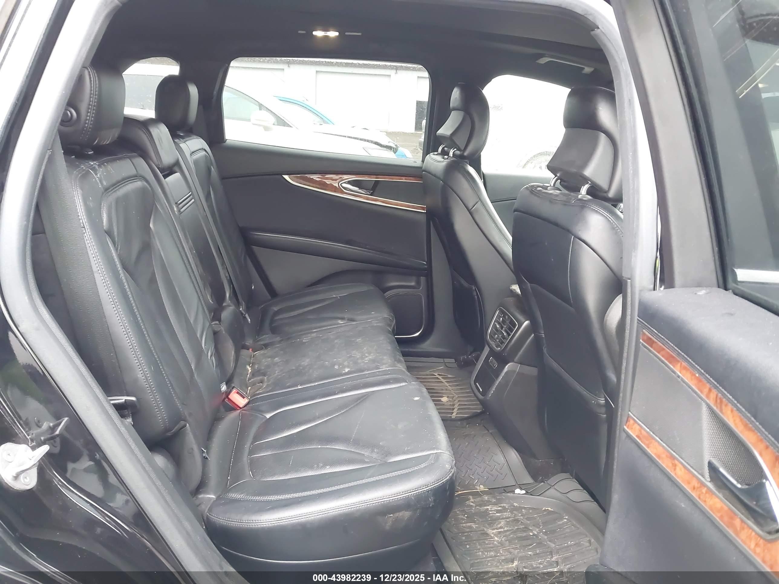 LINCOLN MKX image 8