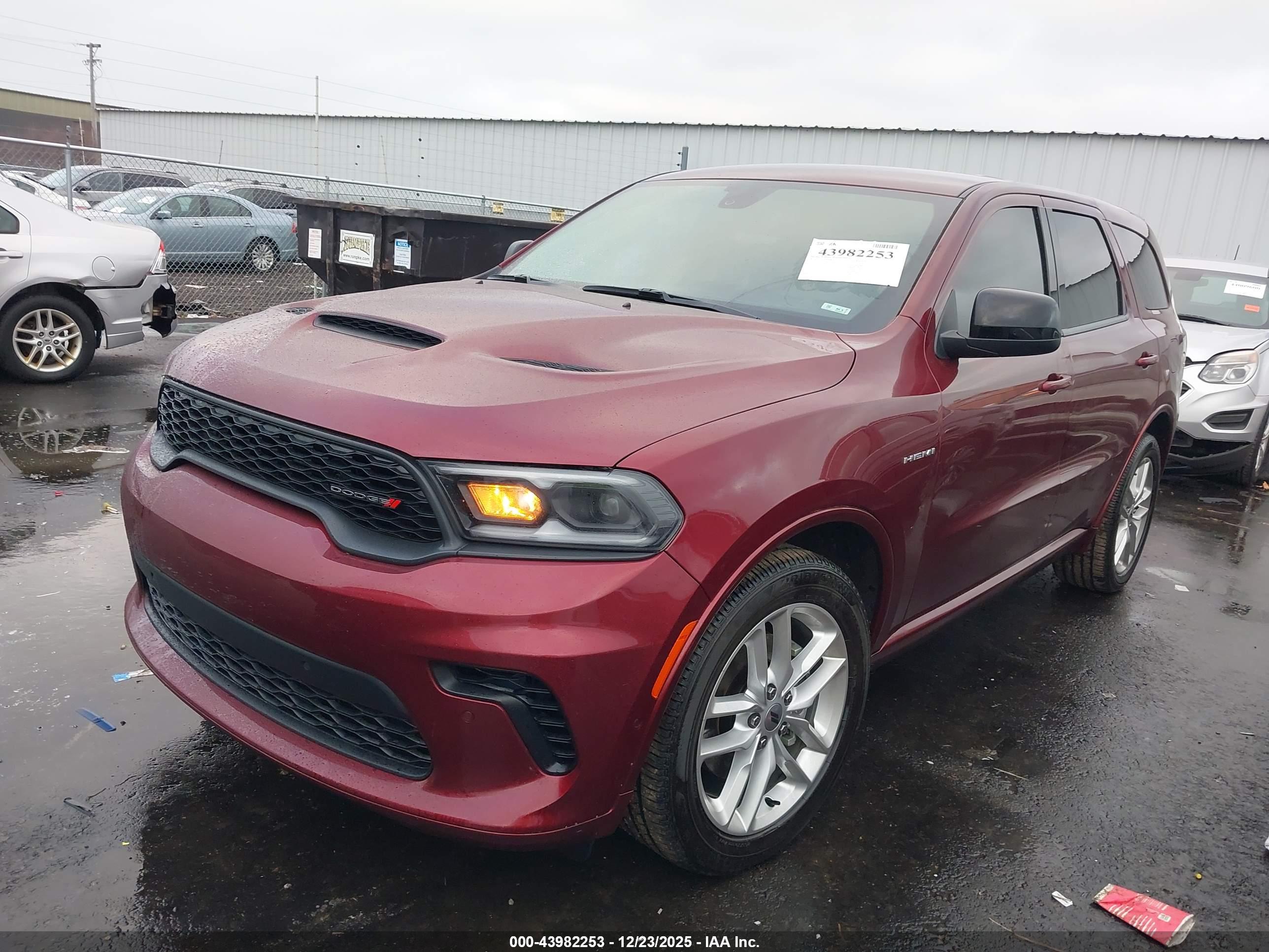 DODGE DURANGO image 2