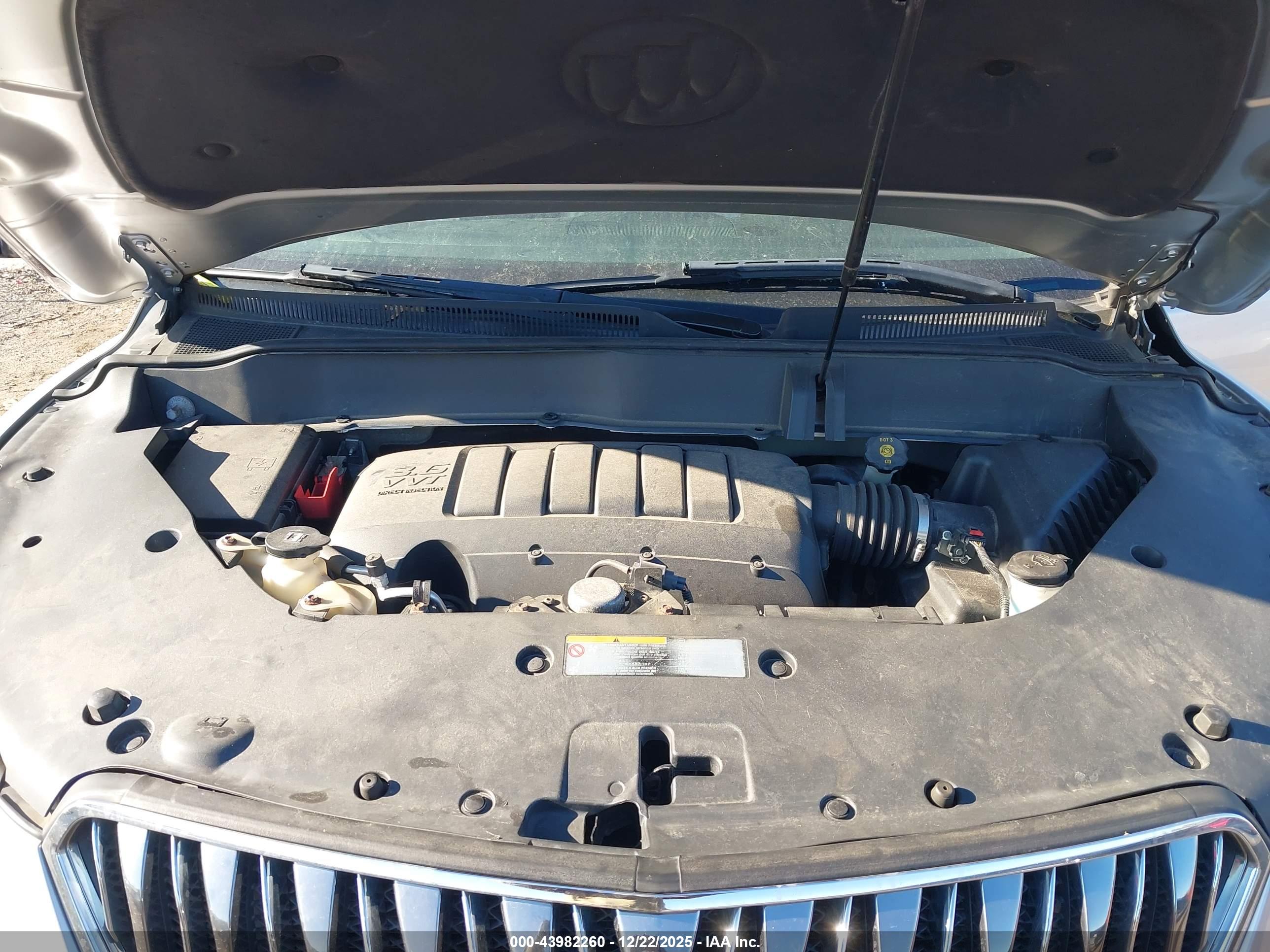 BUICK ENCLAVE image 10