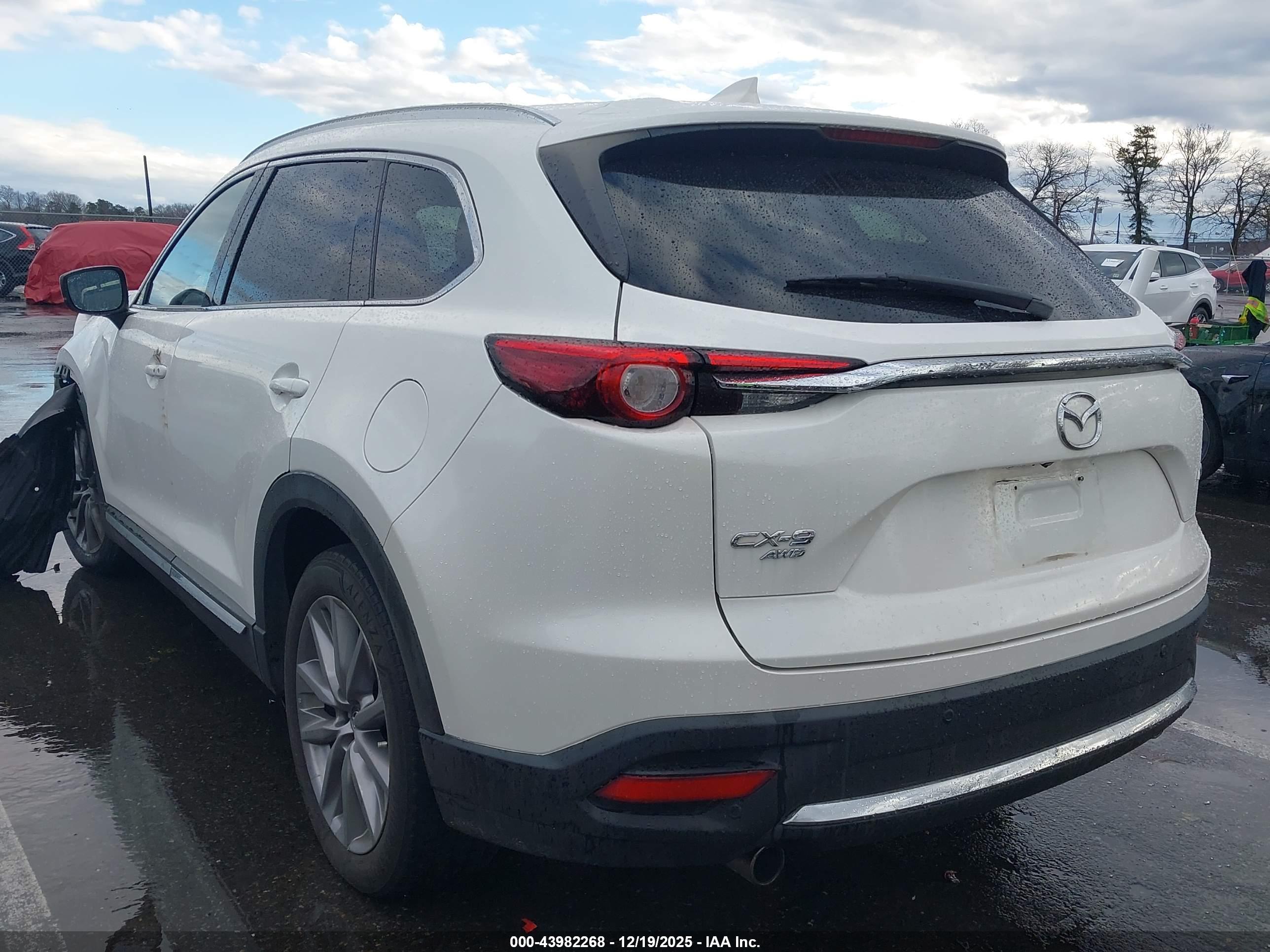 MAZDA CX-9 image 3