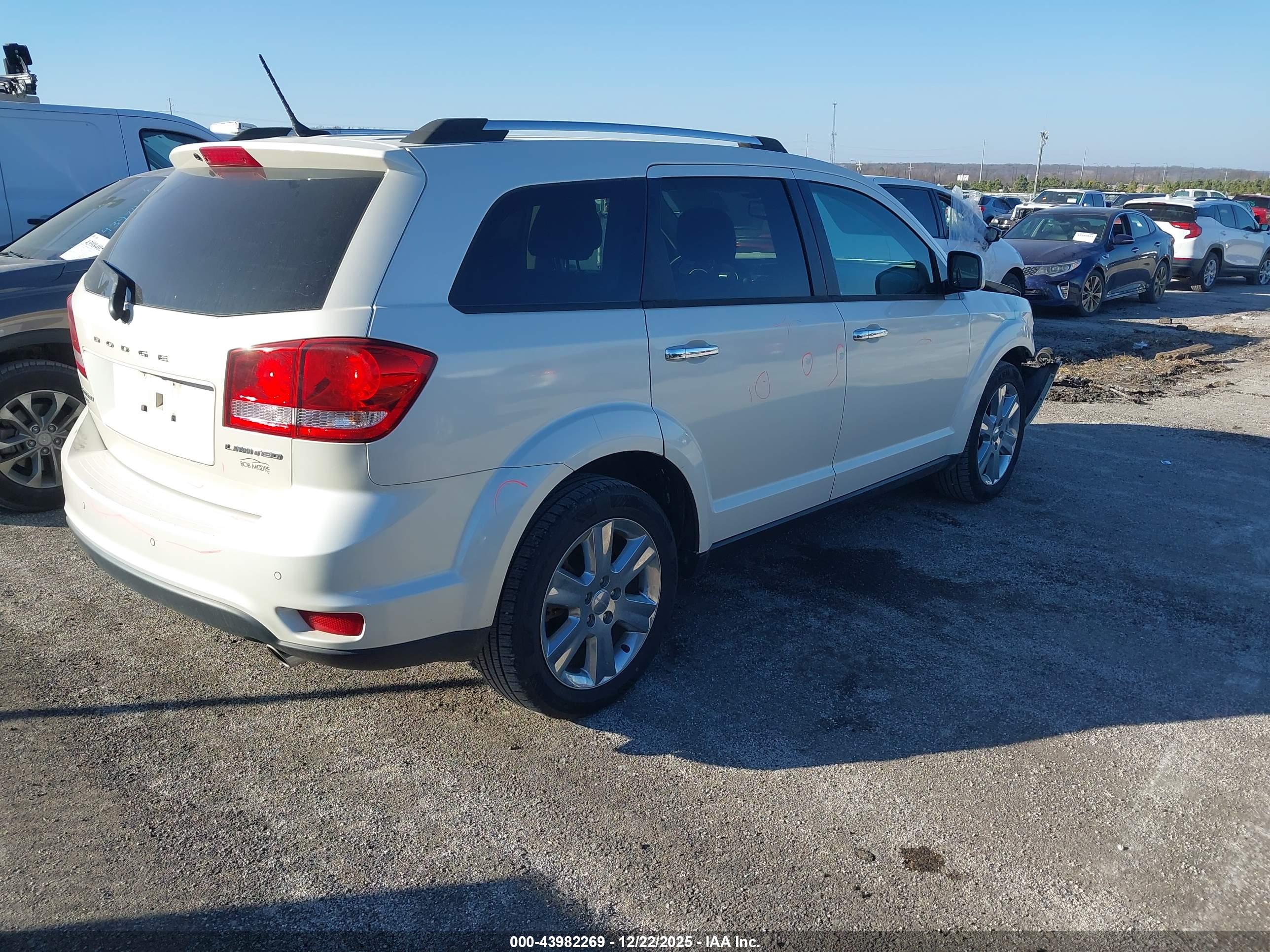 DODGE JOURNEY image 4