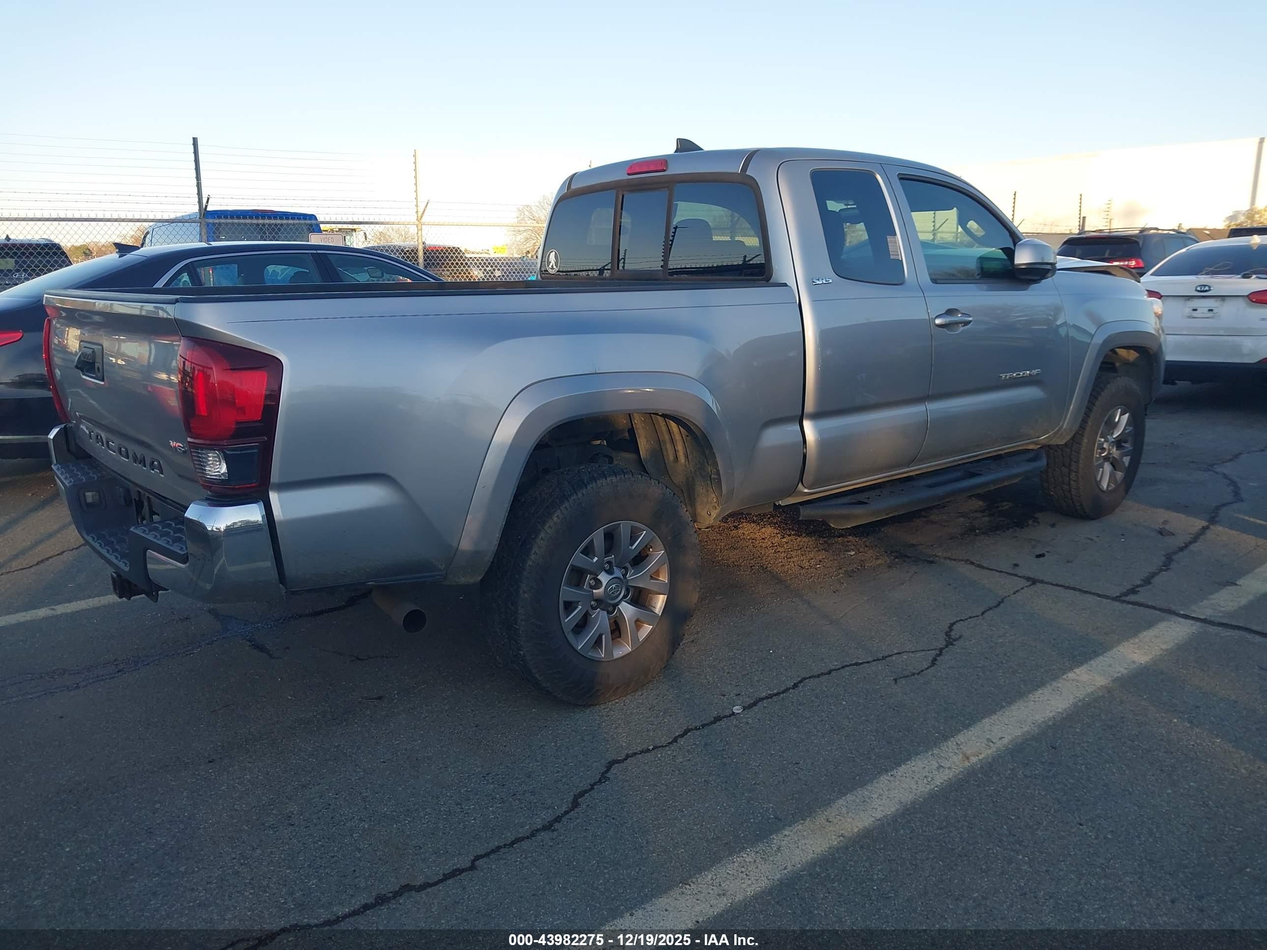 TOYOTA TACOMA image 4