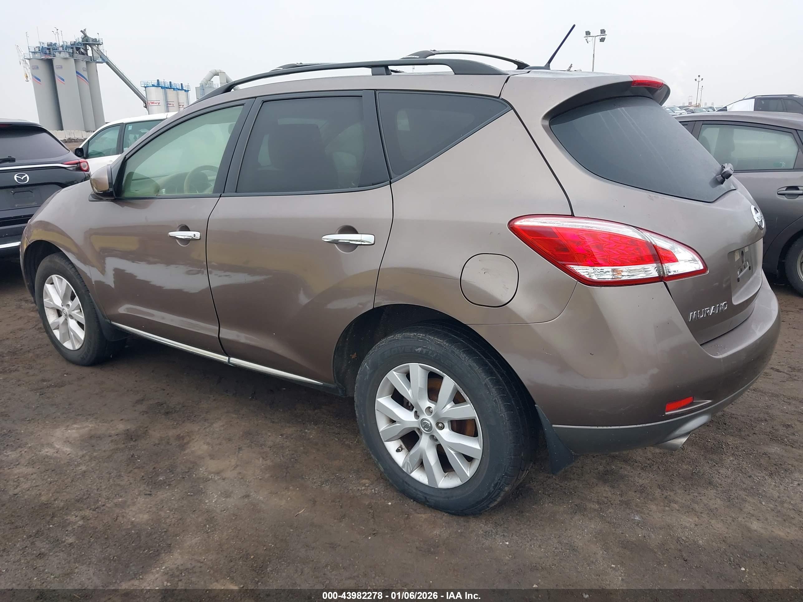 NISSAN MURANO image 3