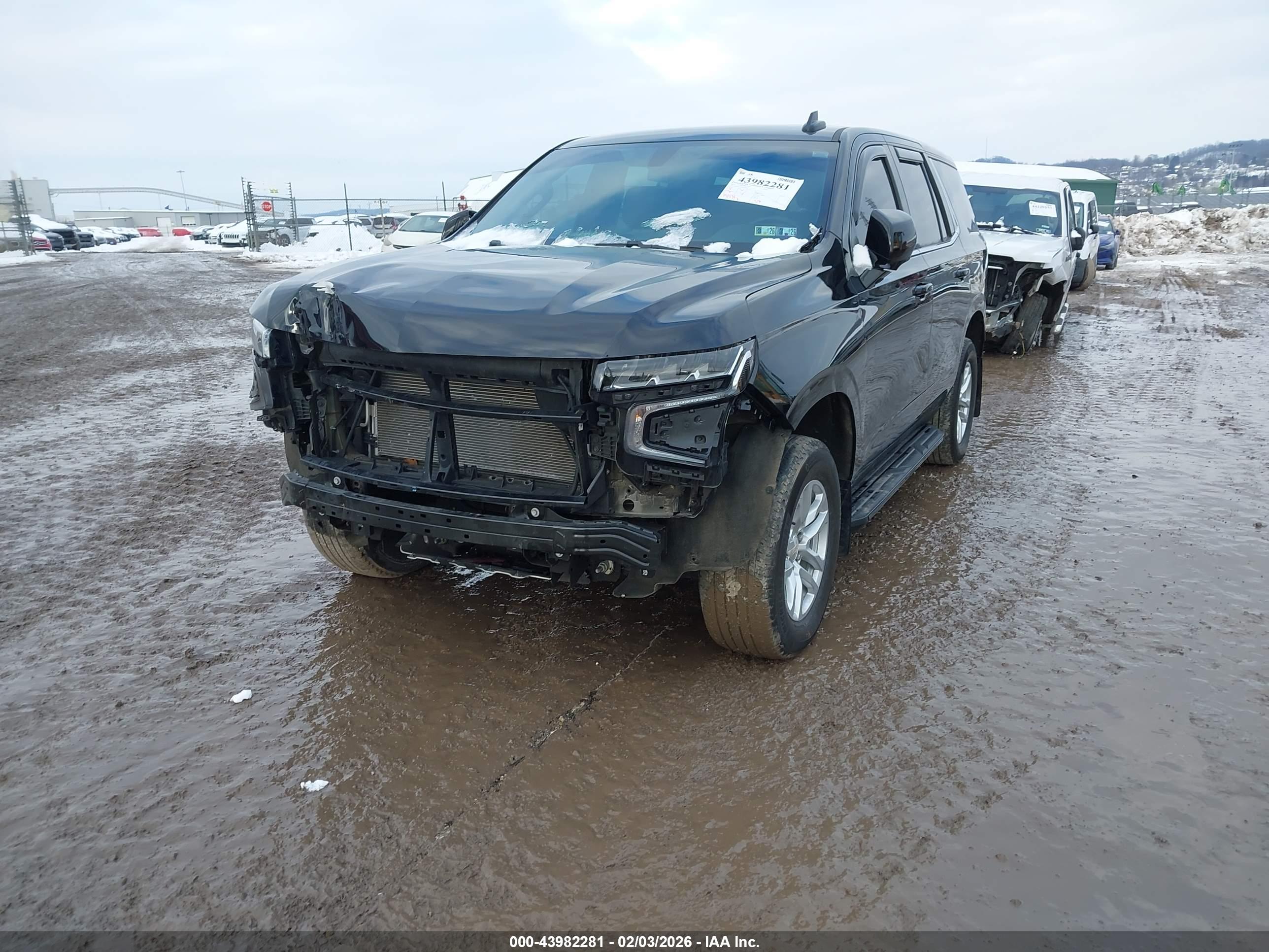CHEVROLET TAHOE image 2