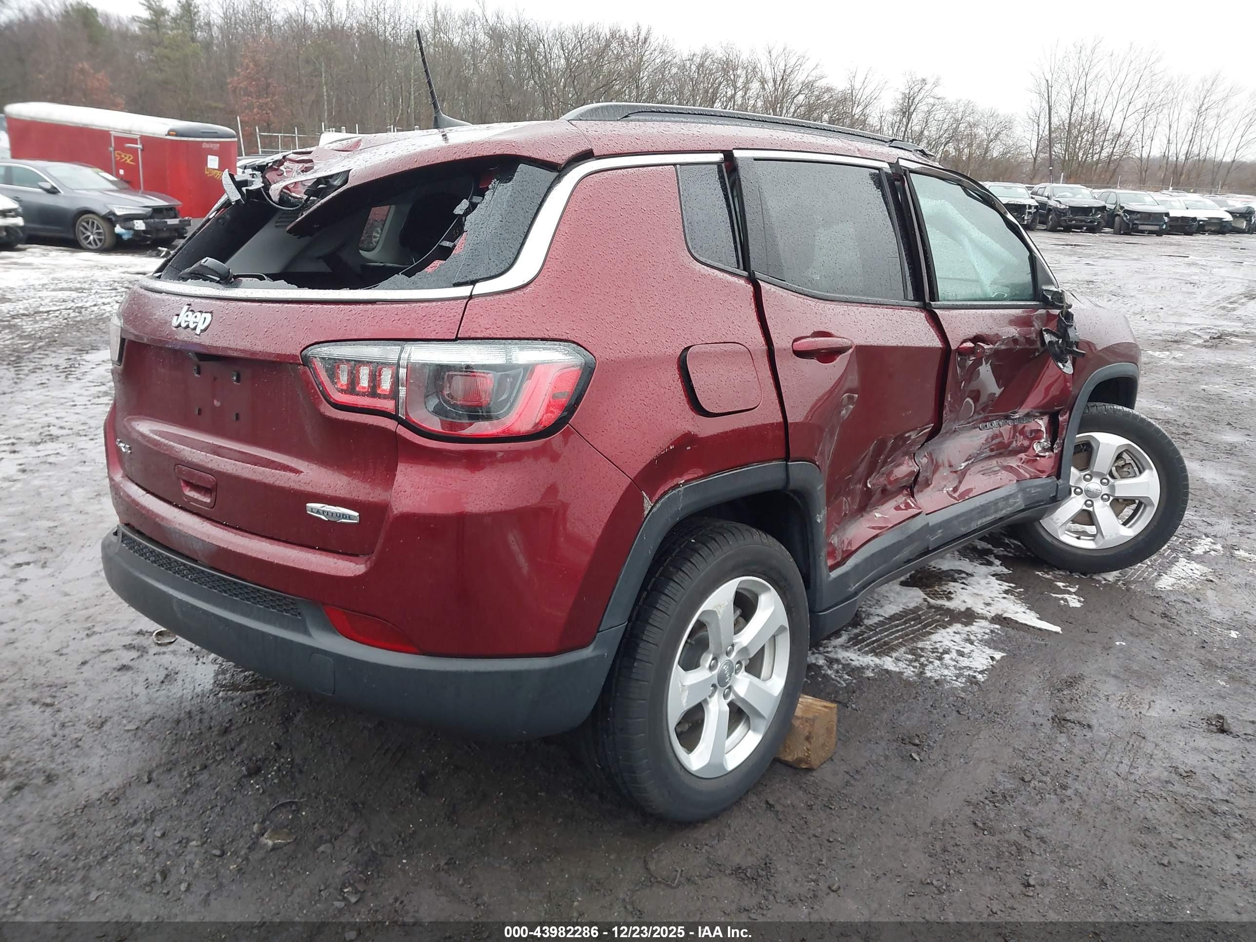 JEEP COMPASS image 6