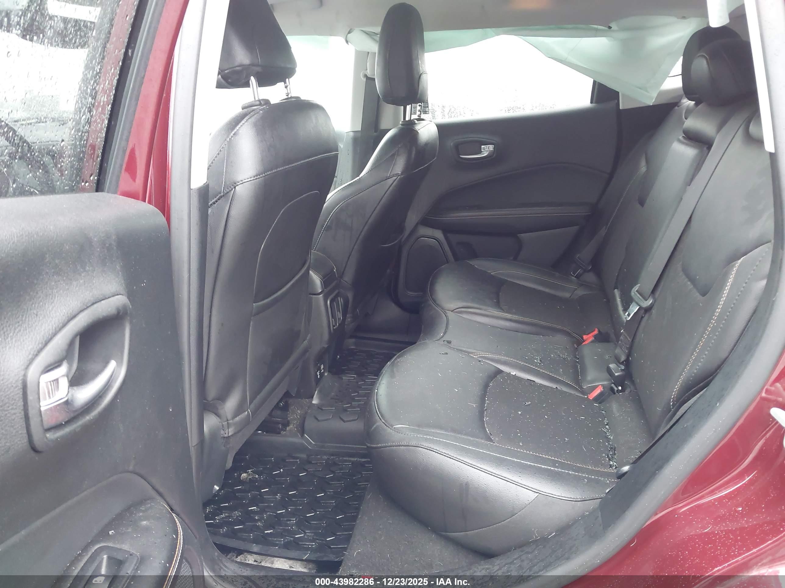 JEEP COMPASS image 8