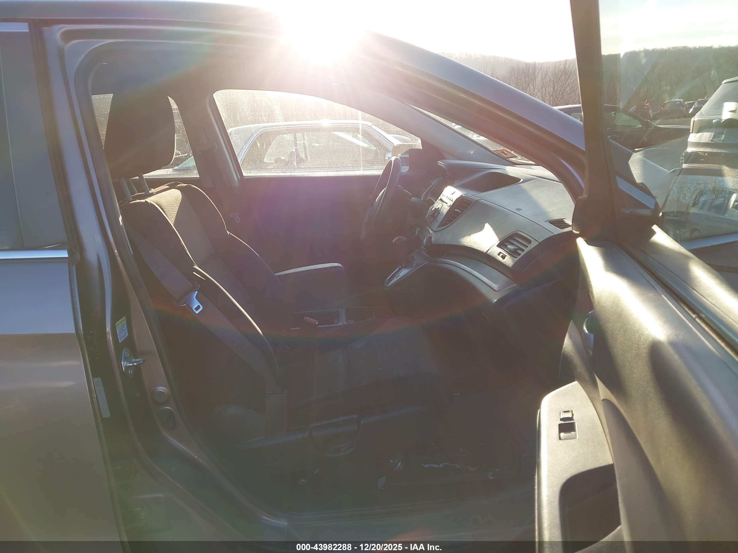 HONDA CR-V image 5