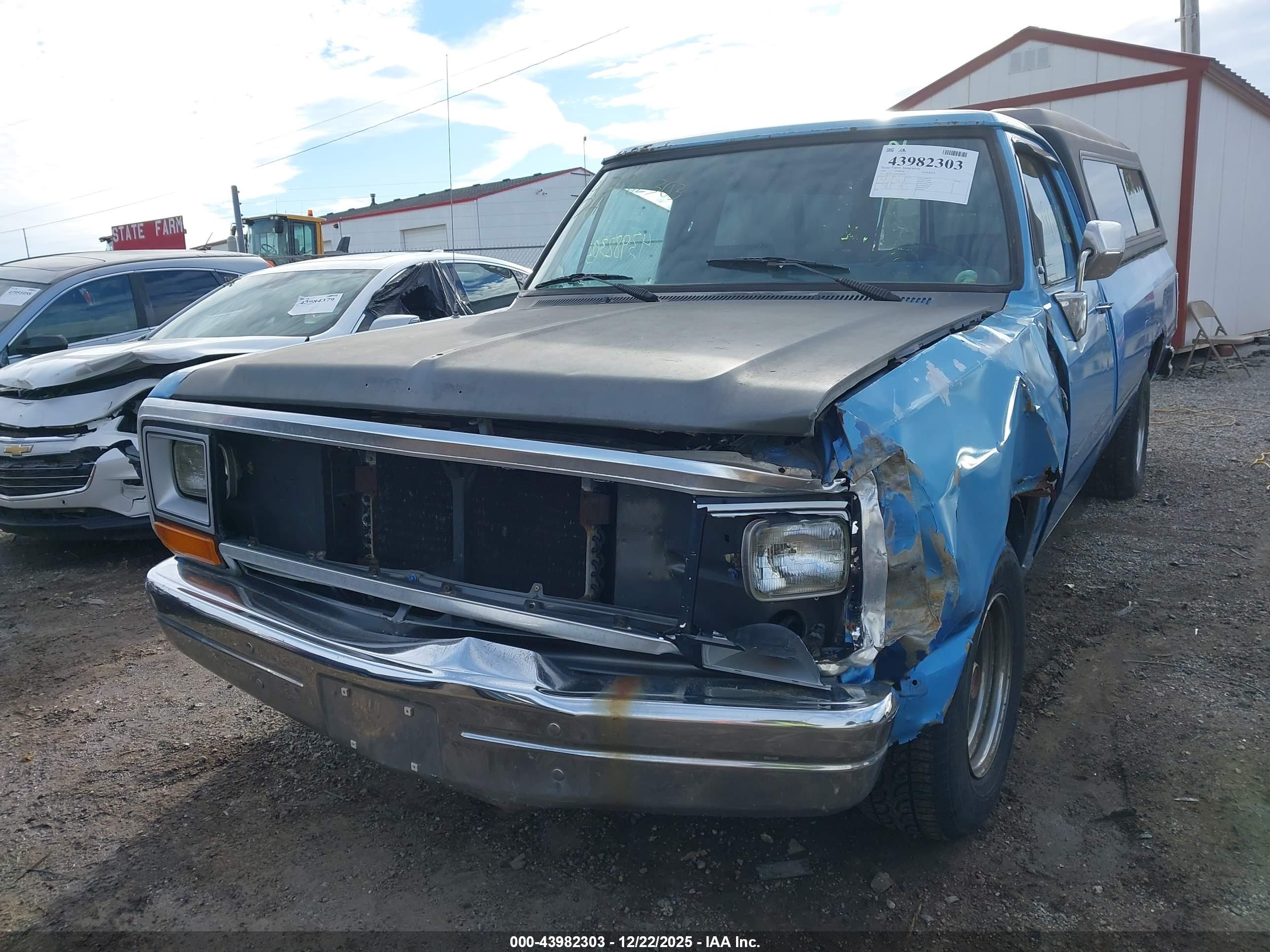DODGE D-SERIES image 6