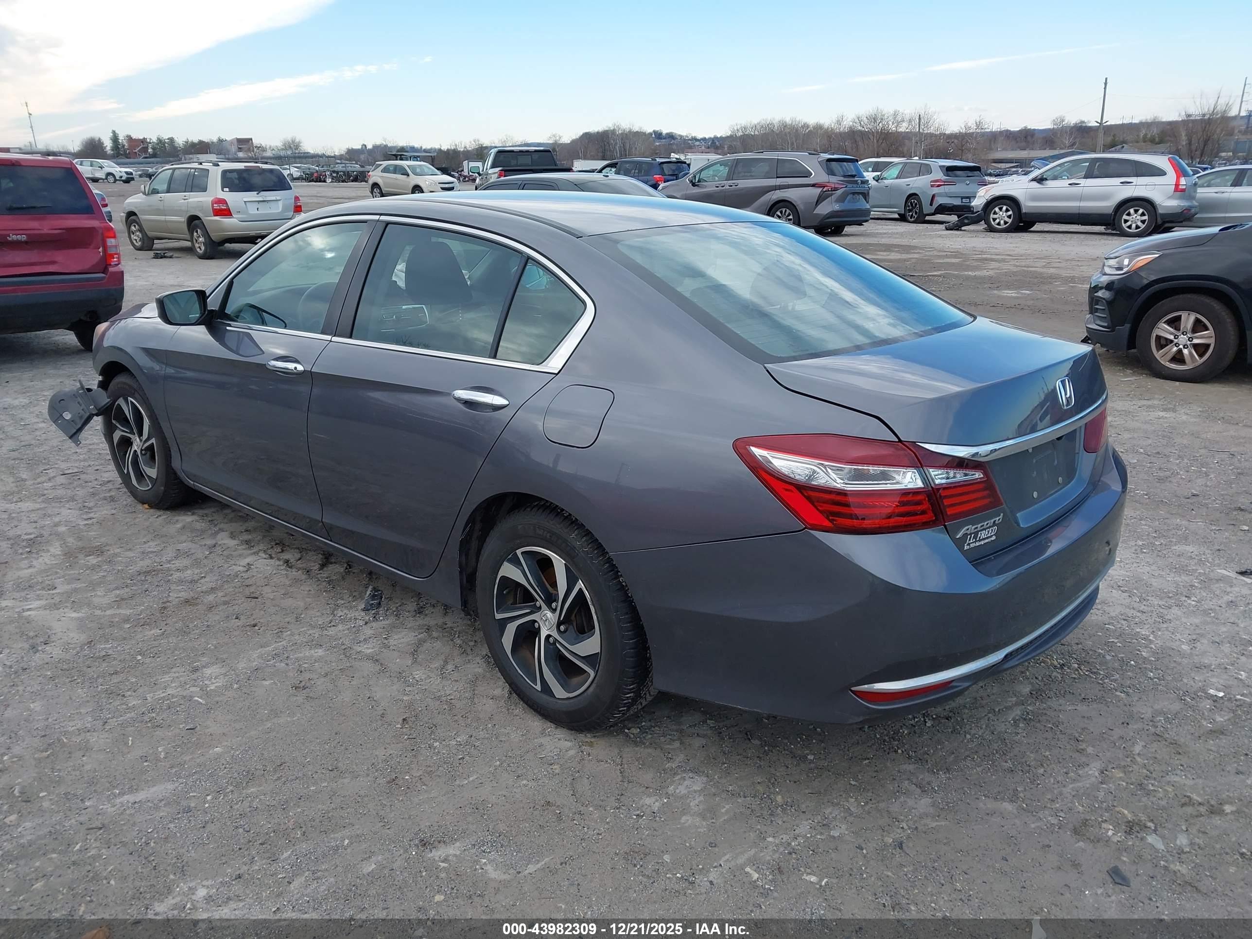 HONDA ACCORD image 3