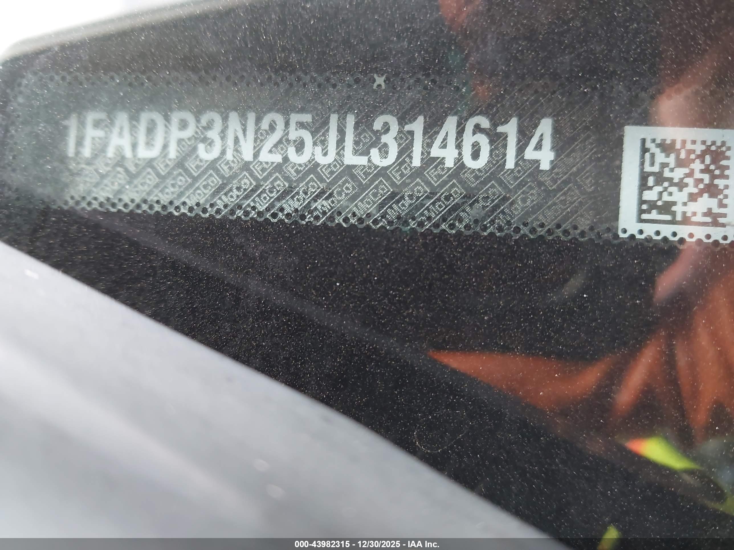 FORD FOCUS image 9