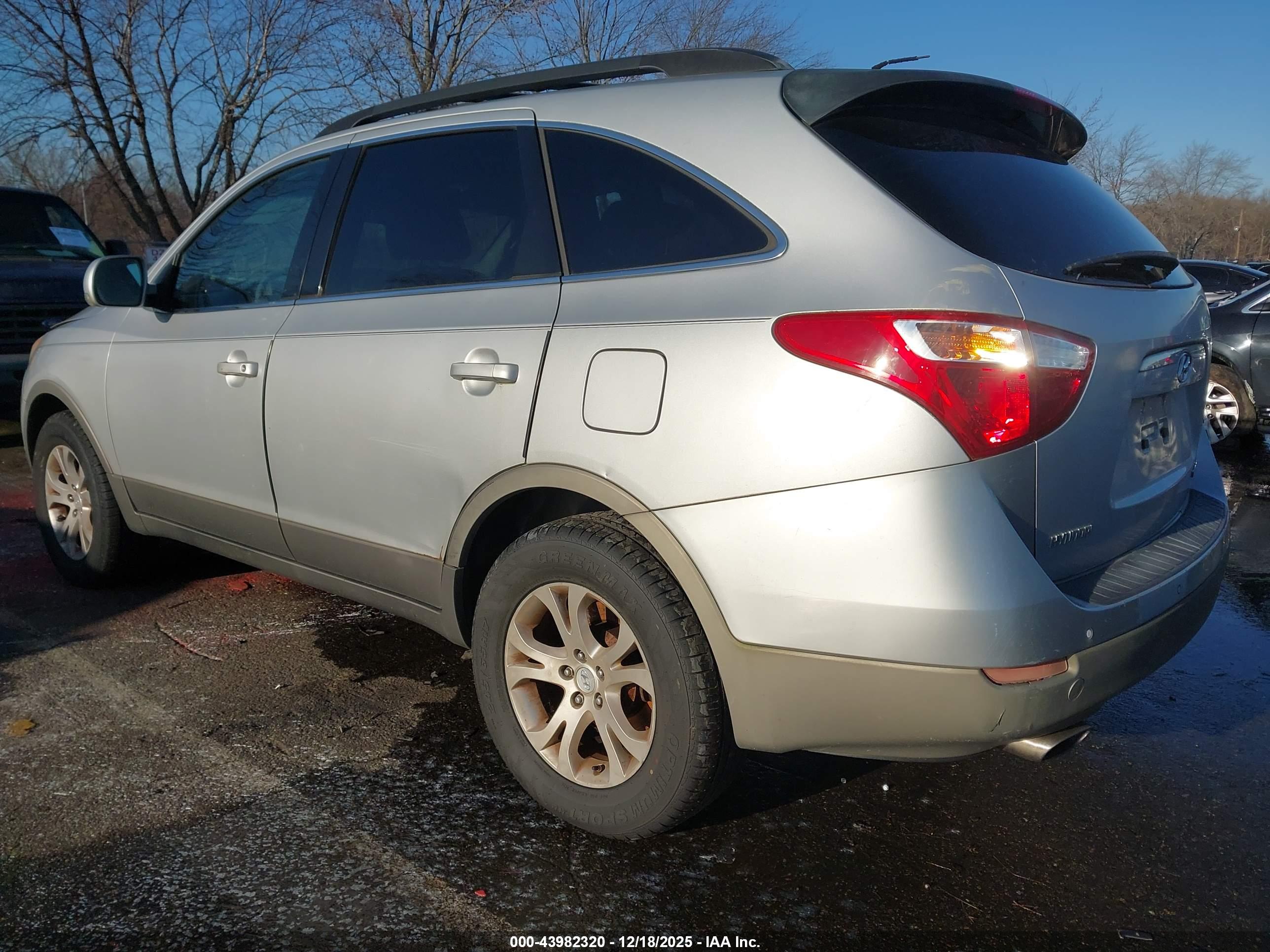 HYUNDAI VERACRUZ image 3