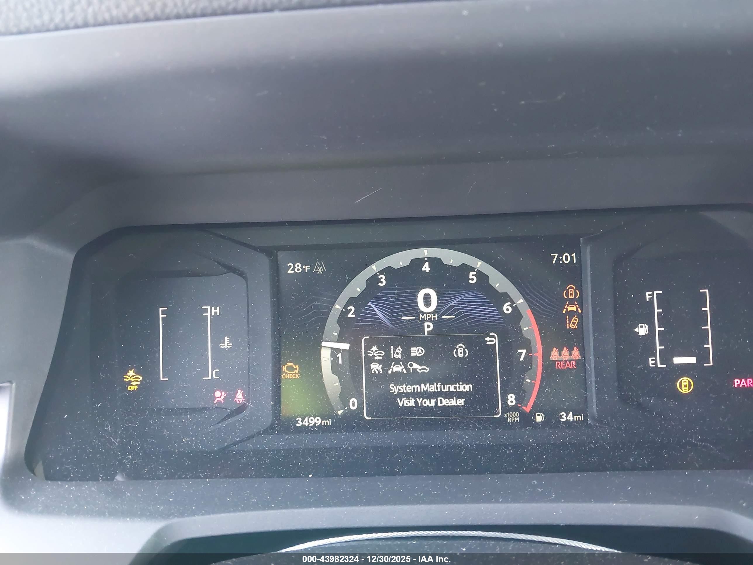 TOYOTA TACOMA image 7