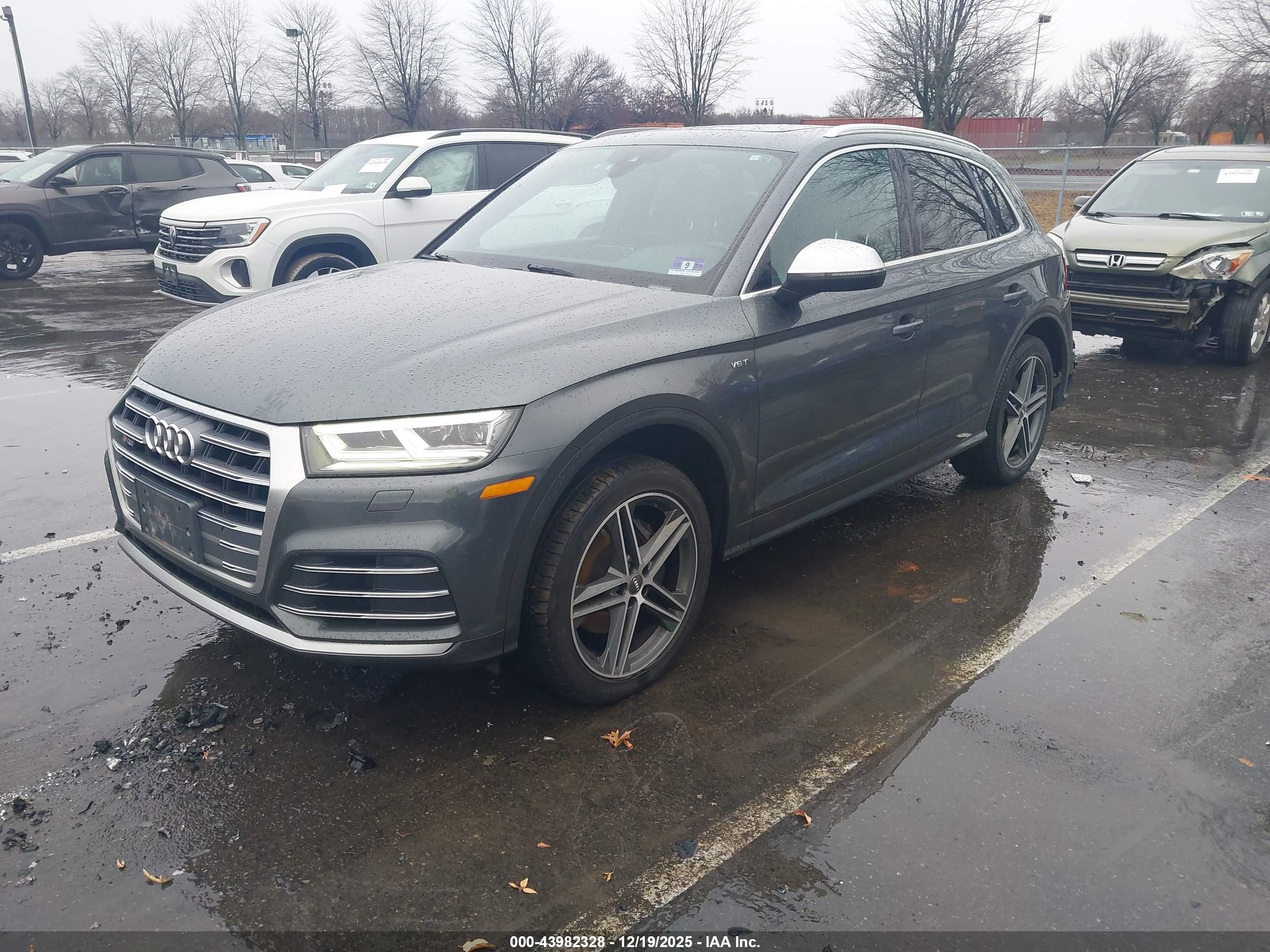 AUDI SQ5 image 2