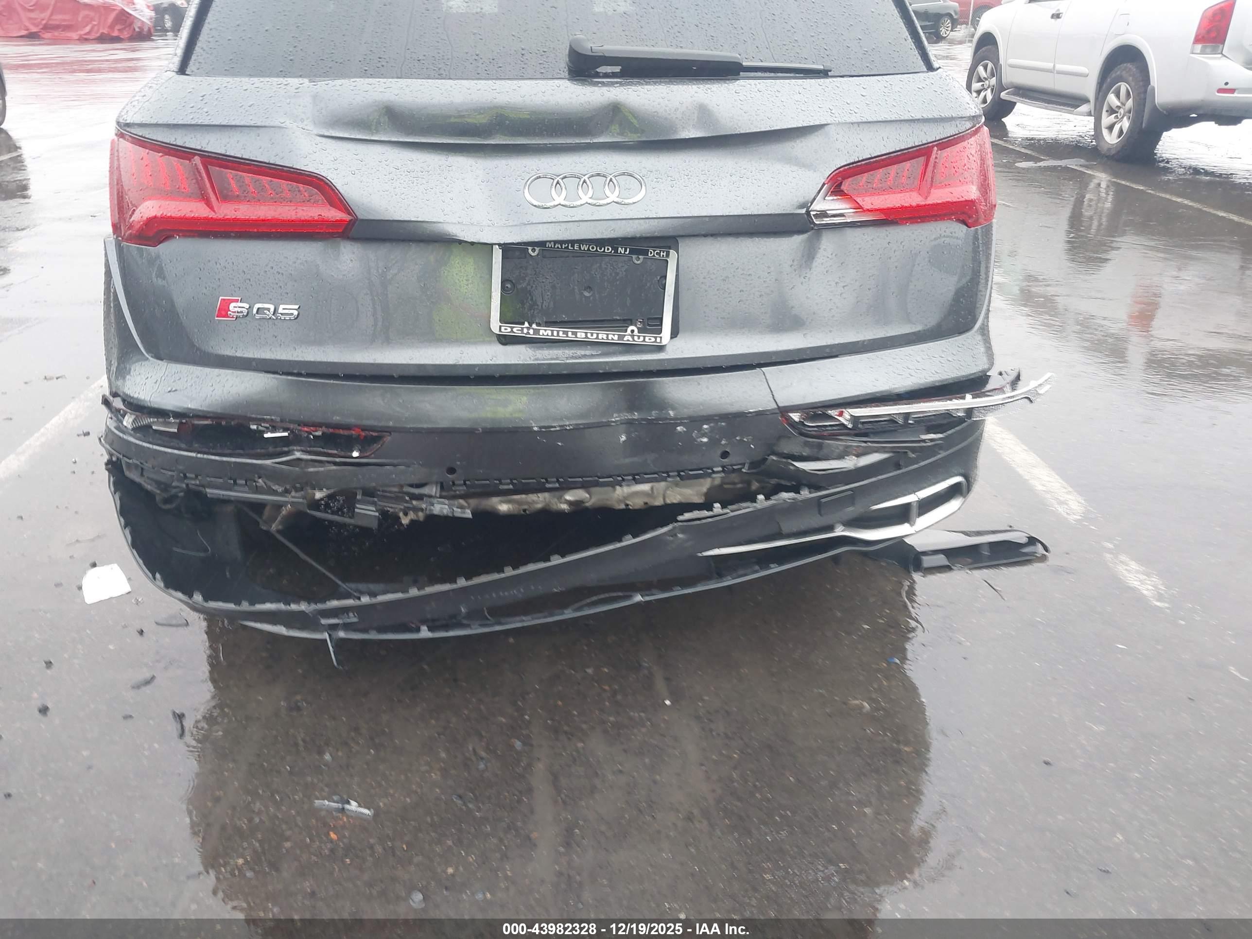 AUDI SQ5 image 6