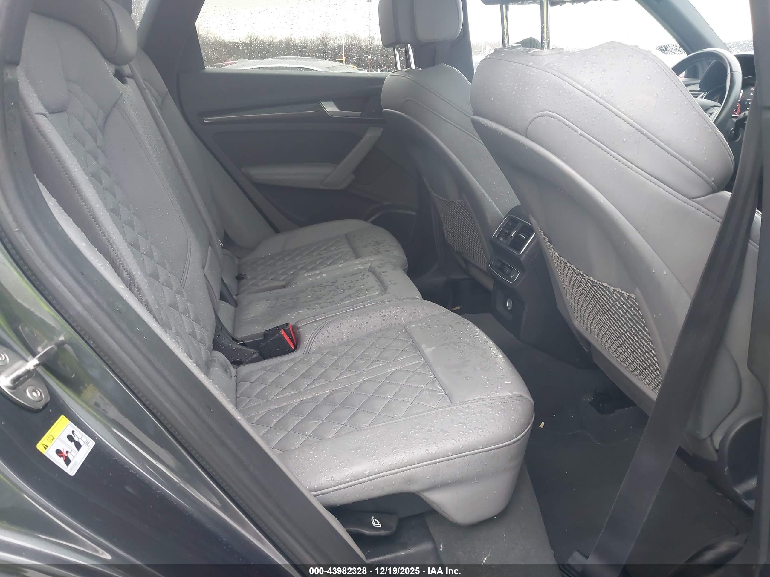 AUDI SQ5 image 8