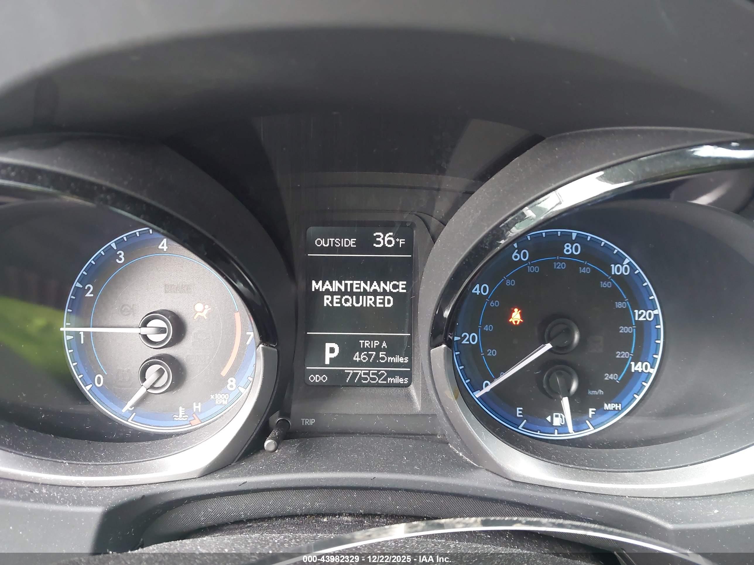 TOYOTA COROLLA image 7