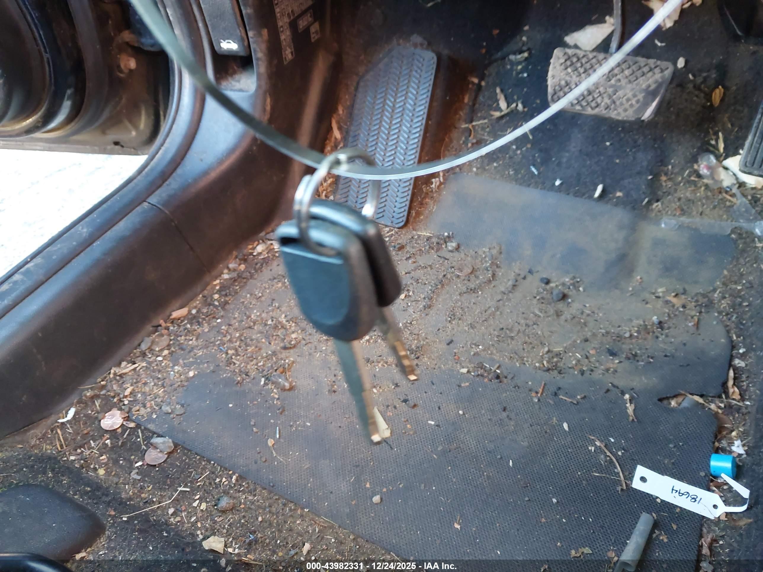HONDA FIT image 11