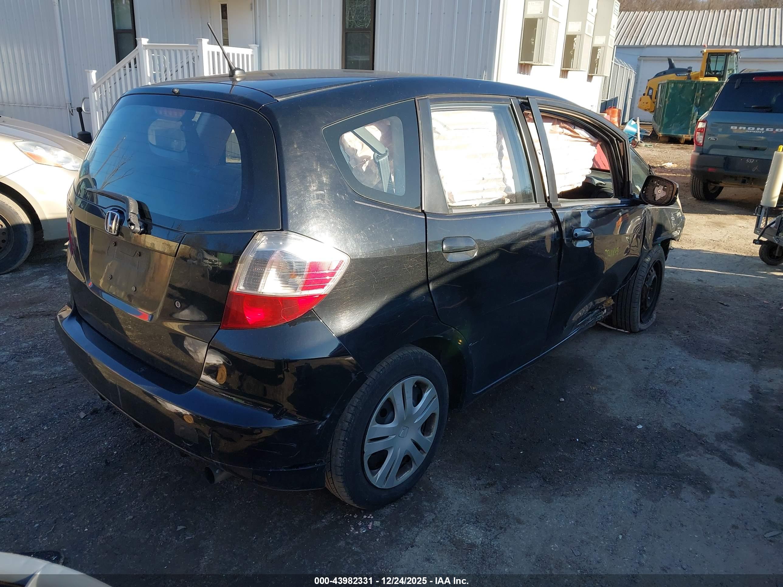 HONDA FIT image 4