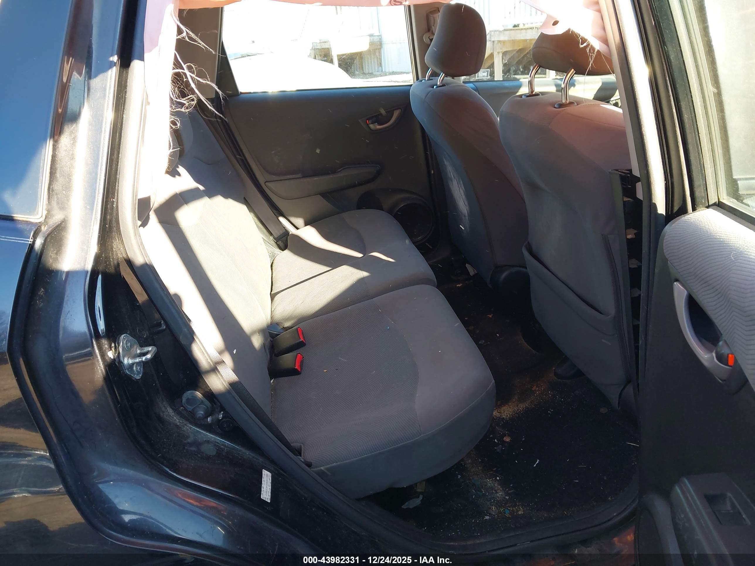 HONDA FIT image 8