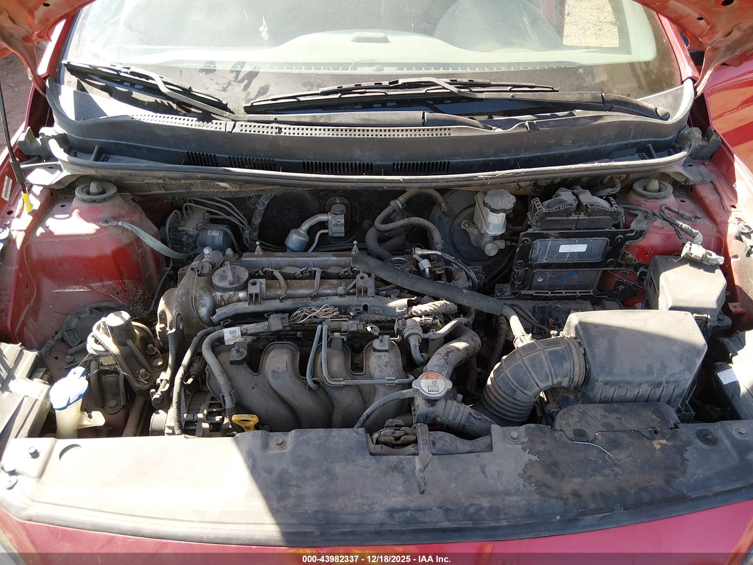 HYUNDAI ACCENT image 10