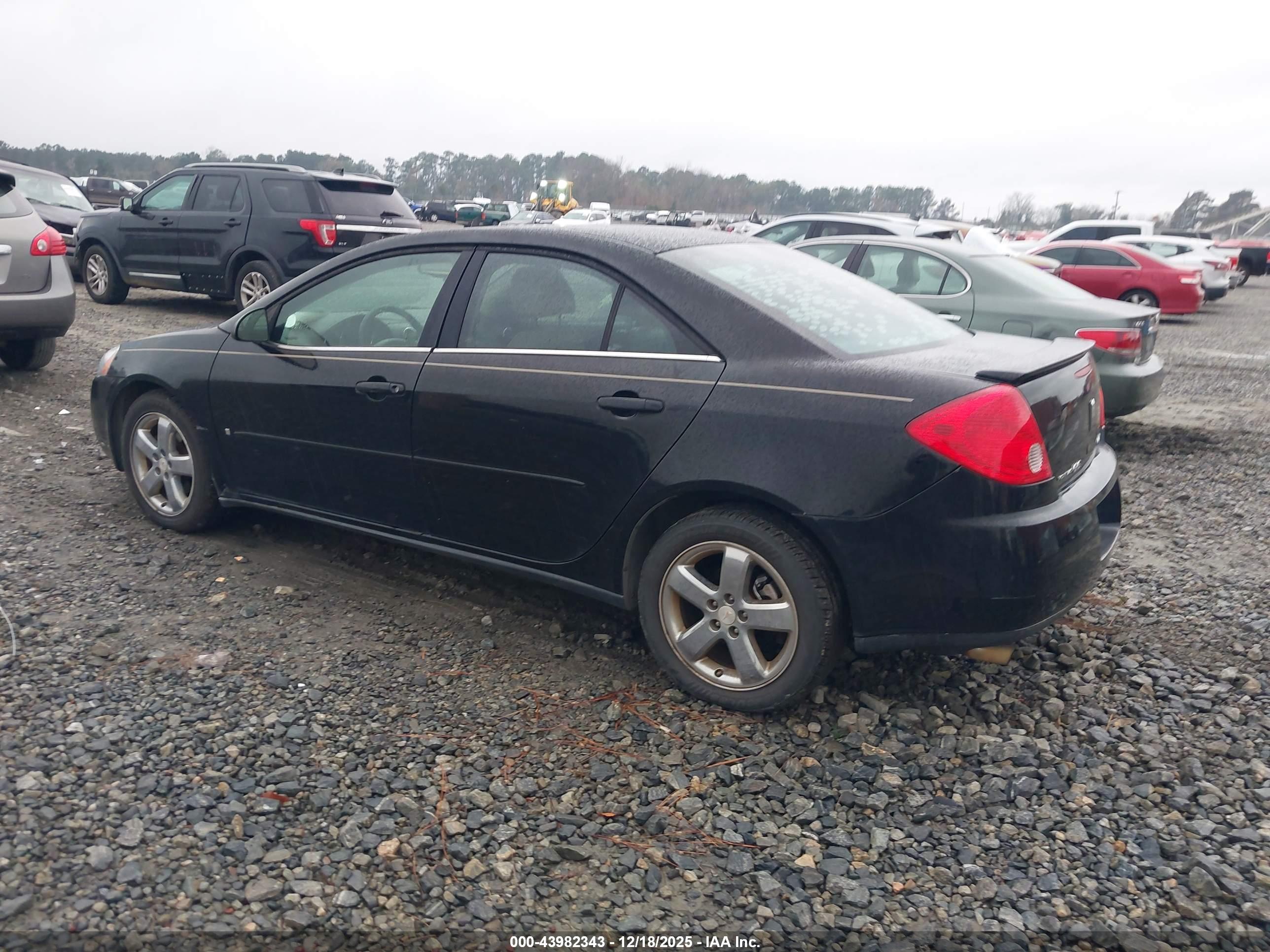 PONTIAC G6 image 3