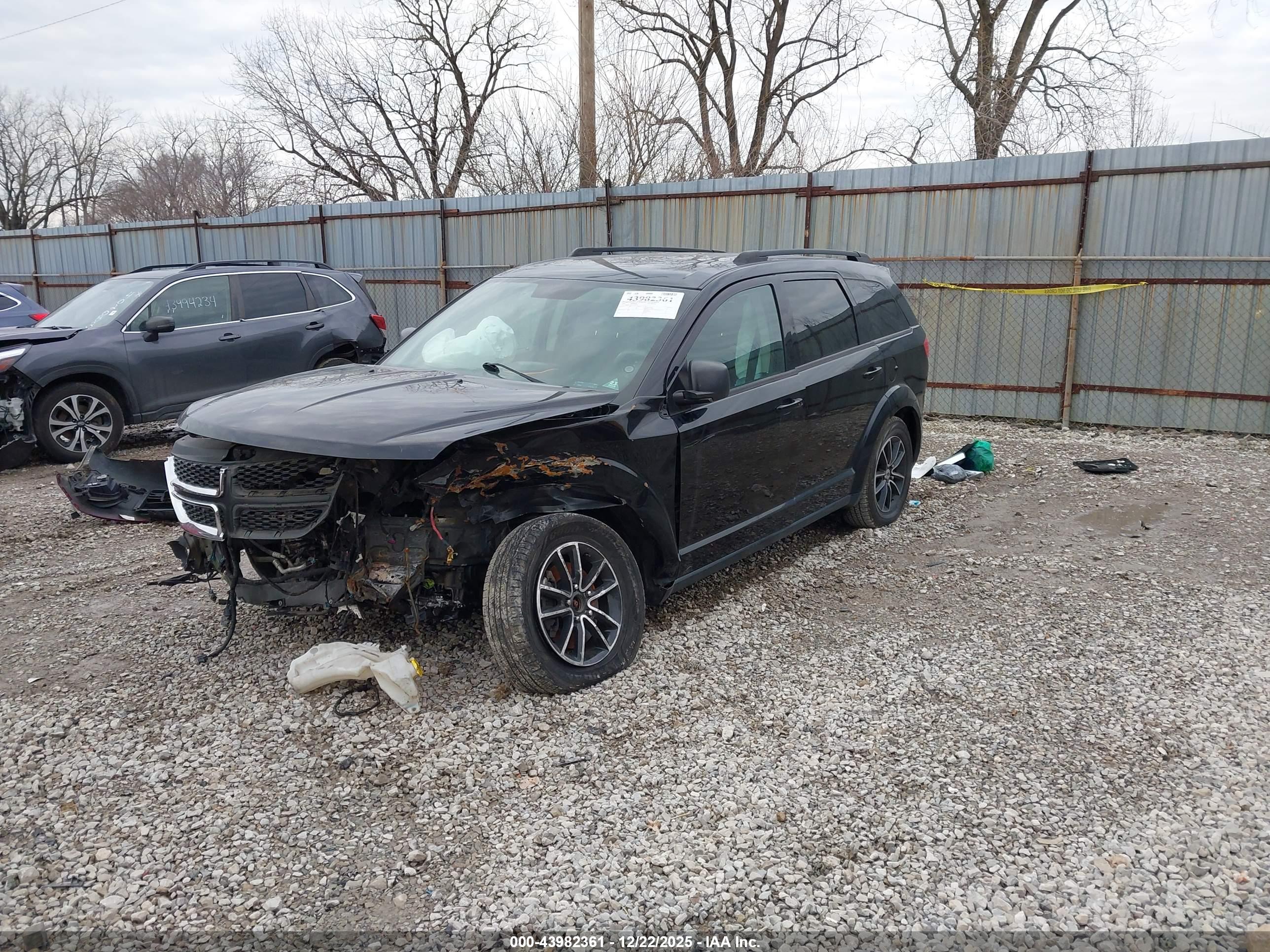 DODGE JOURNEY image 2
