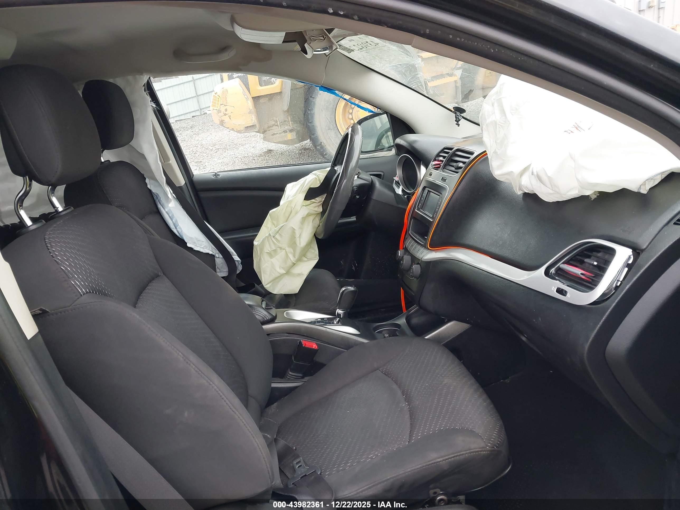DODGE JOURNEY image 5