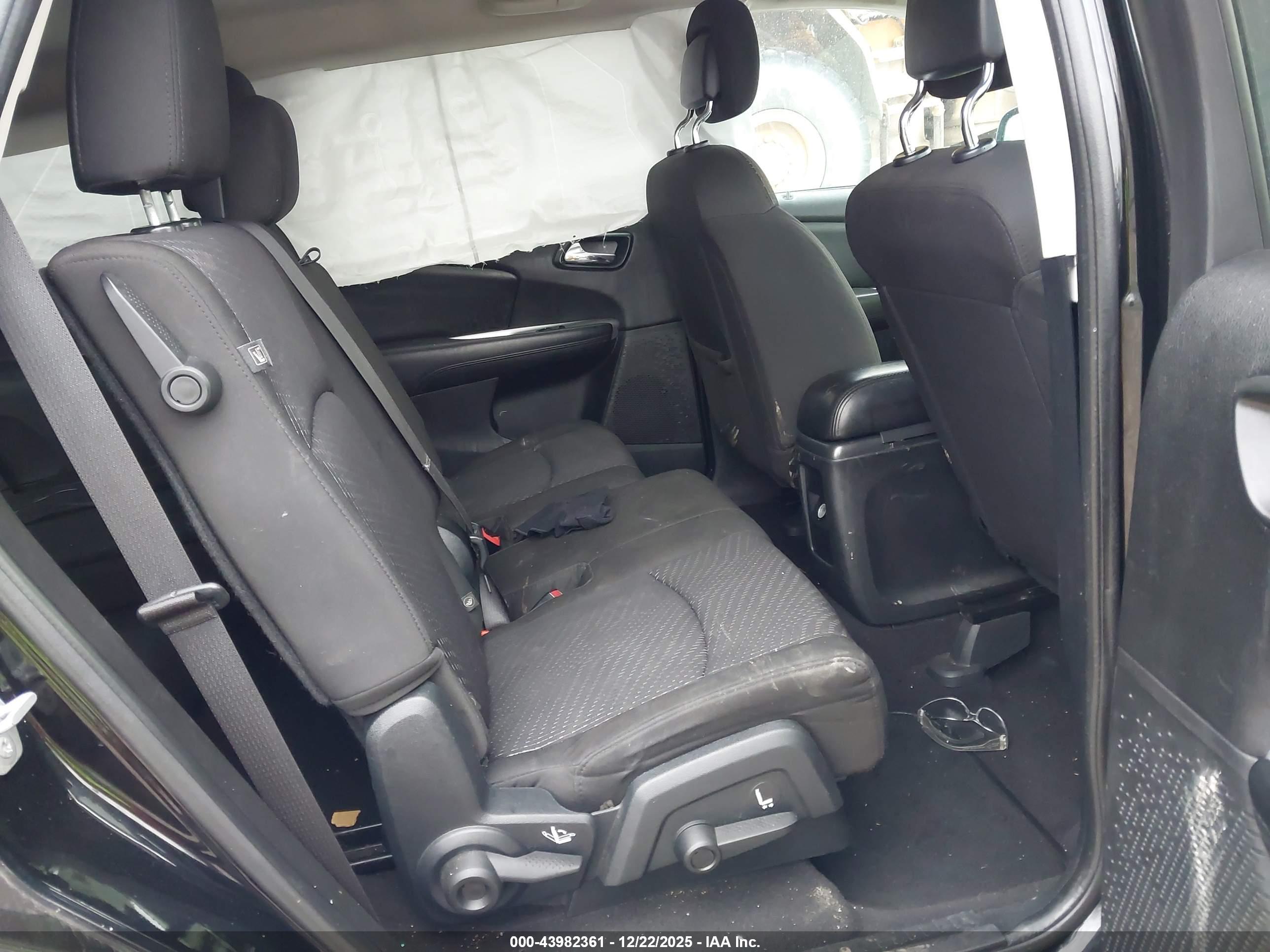 DODGE JOURNEY image 8