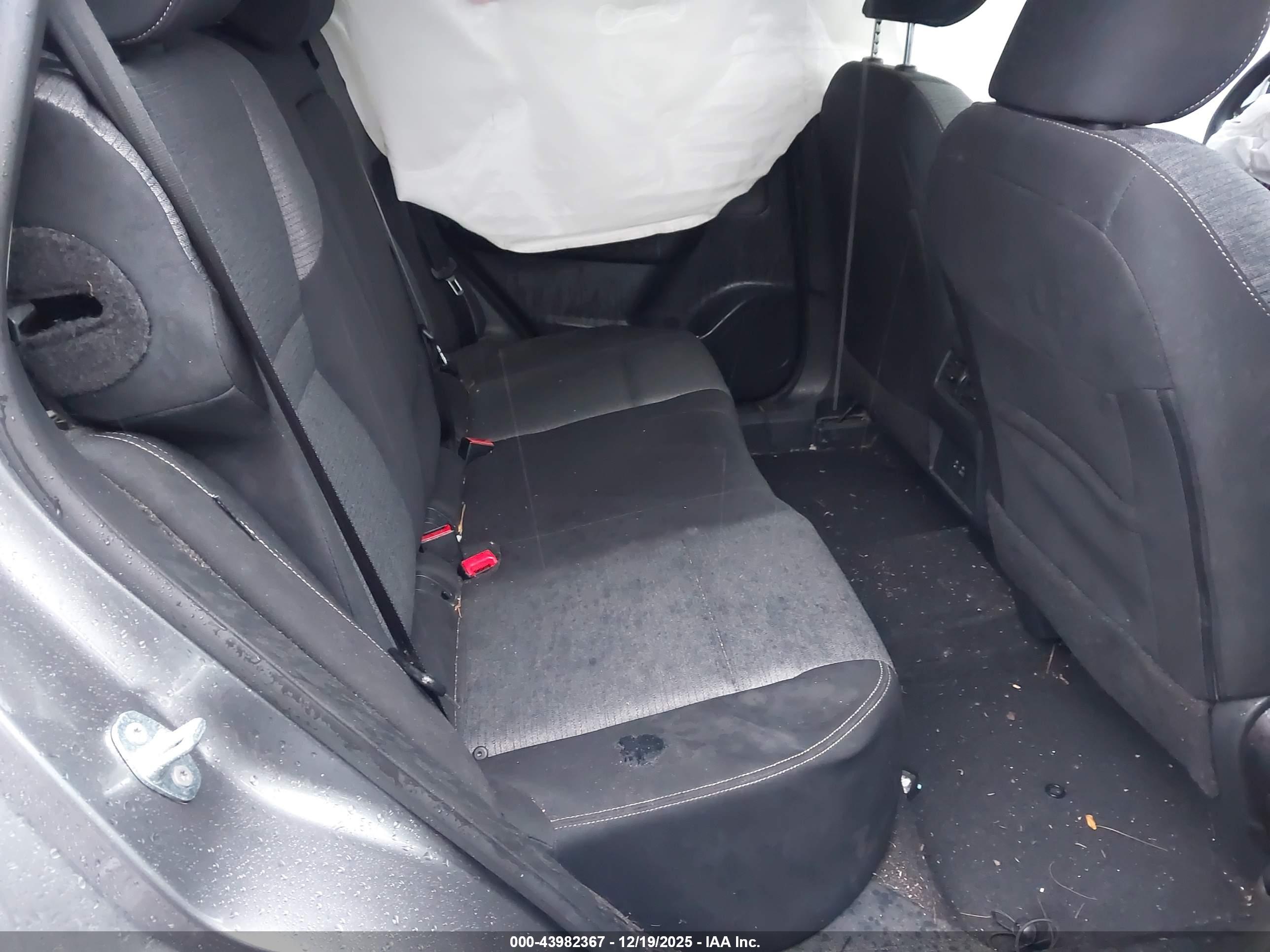NISSAN ROGUE image 8