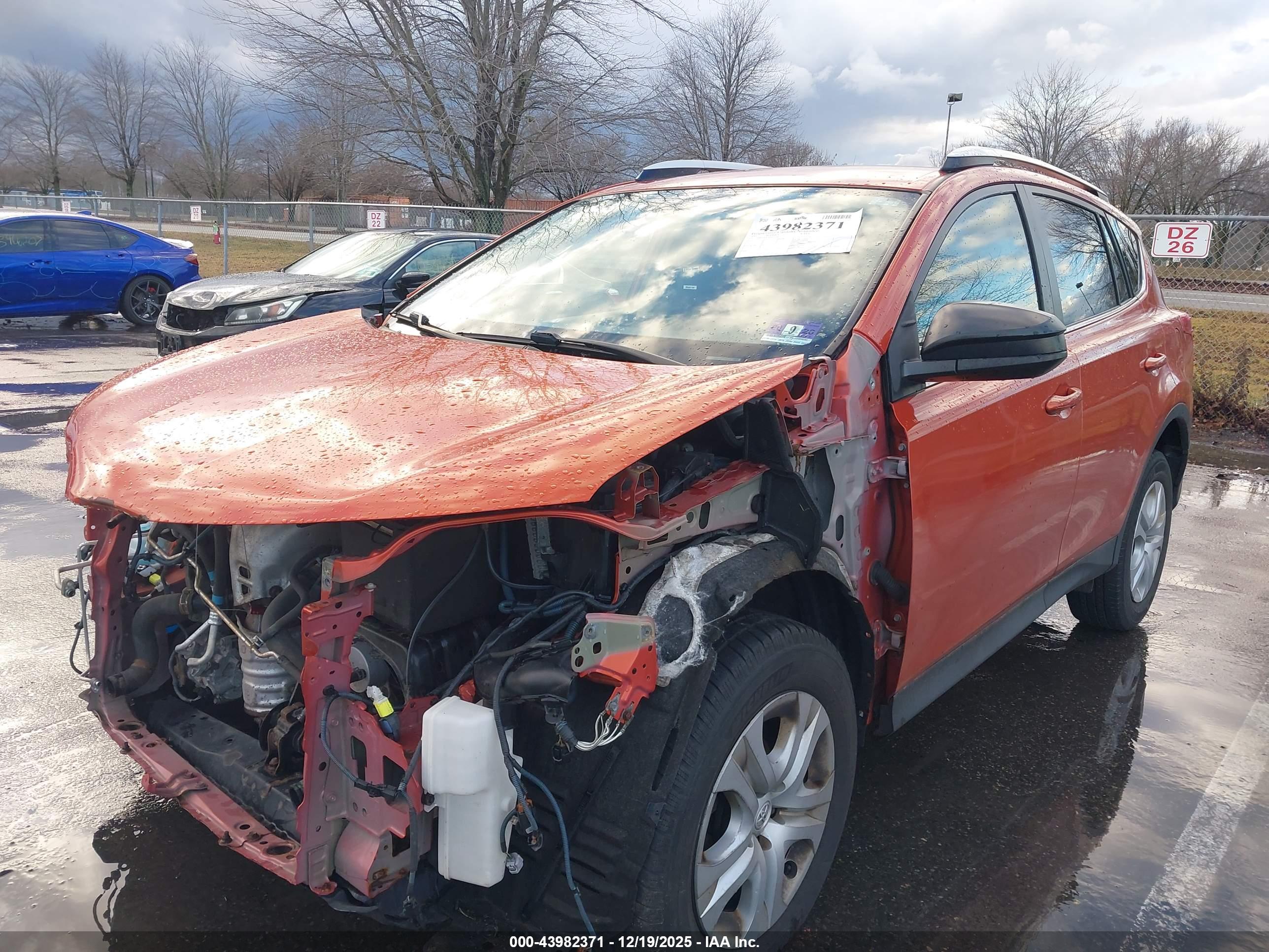 TOYOTA RAV4 image 2