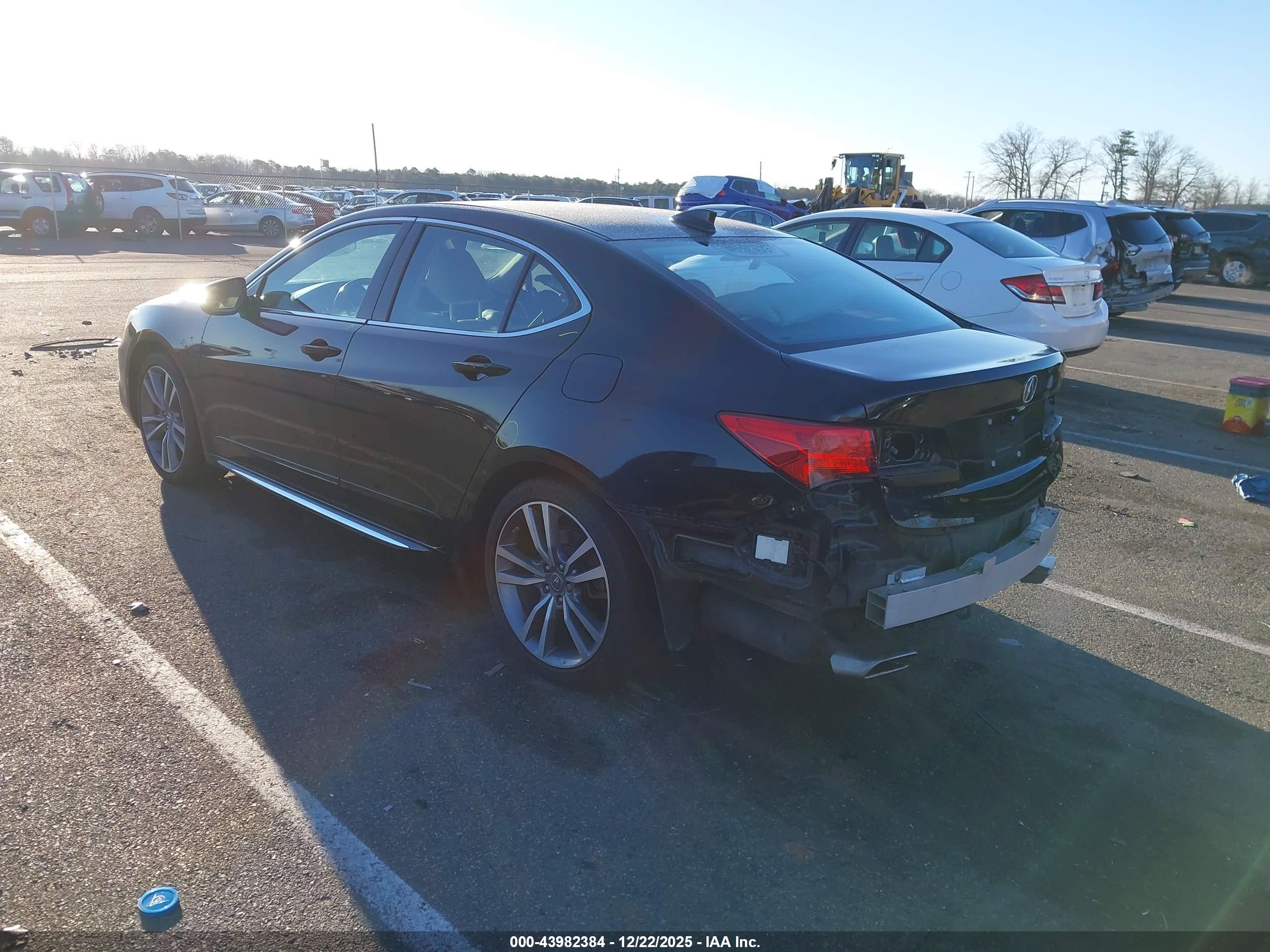 ACURA TLX image 3