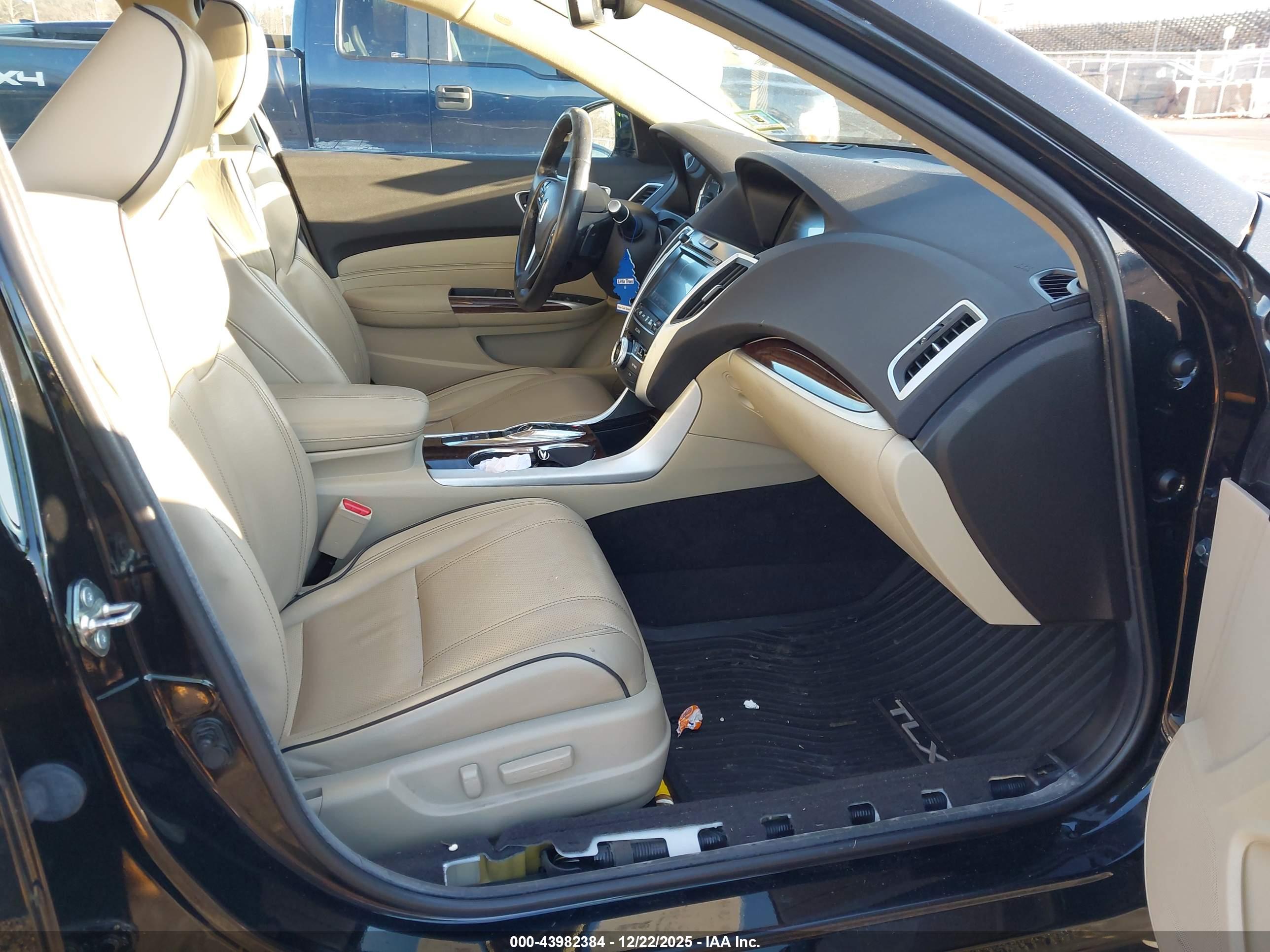 ACURA TLX image 5