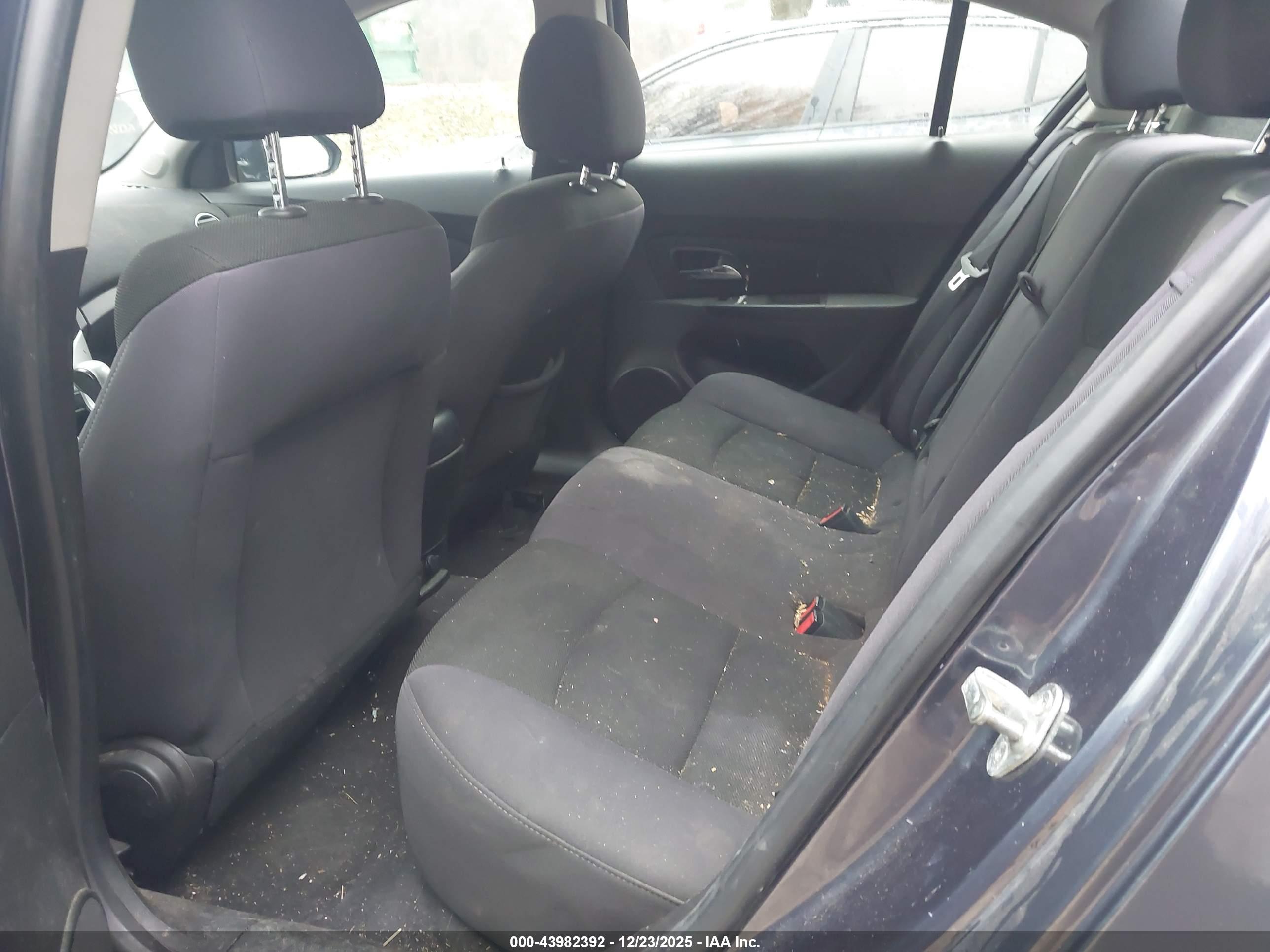 CHEVROLET CRUZE image 8