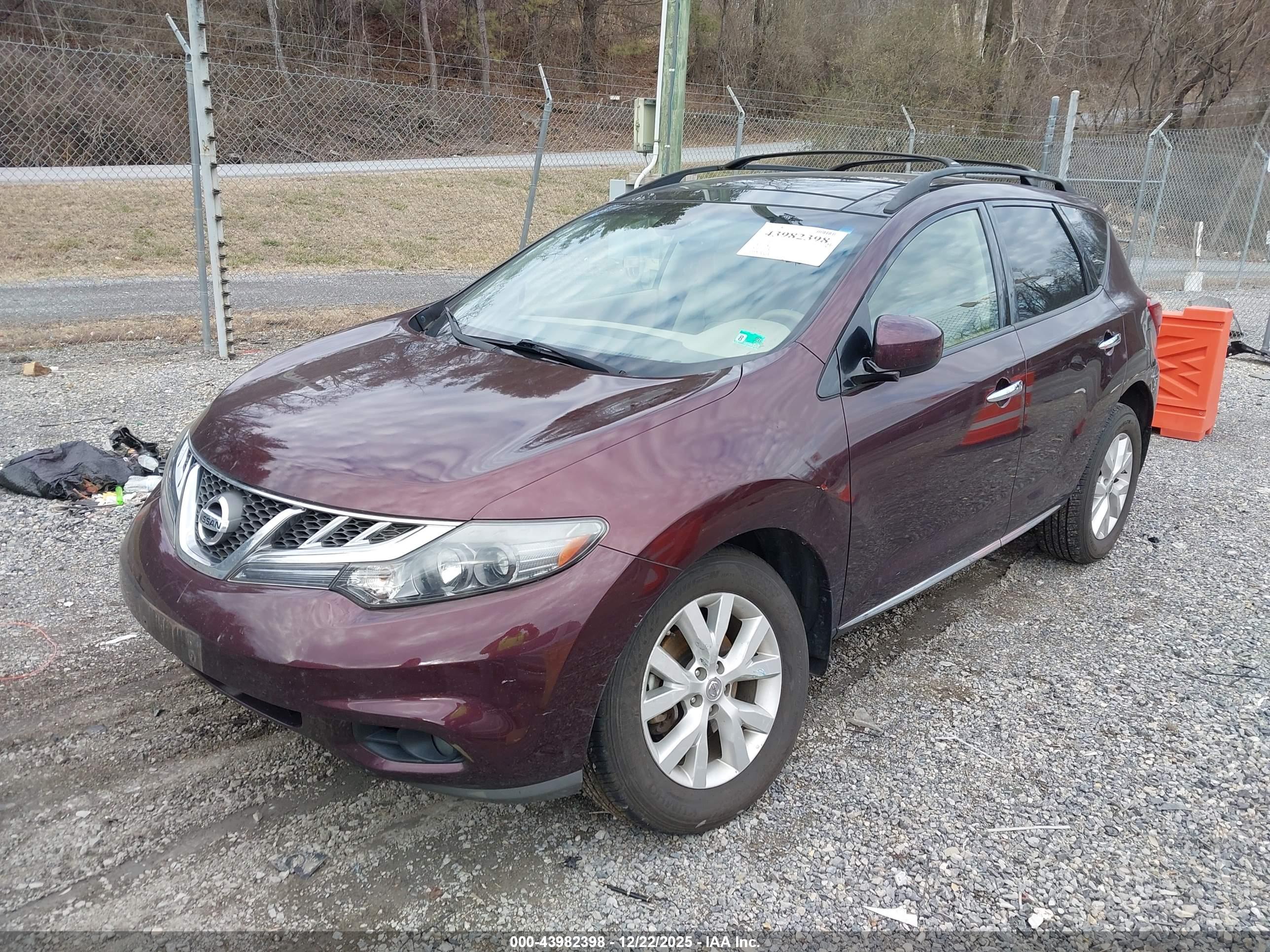 NISSAN MURANO image 2
