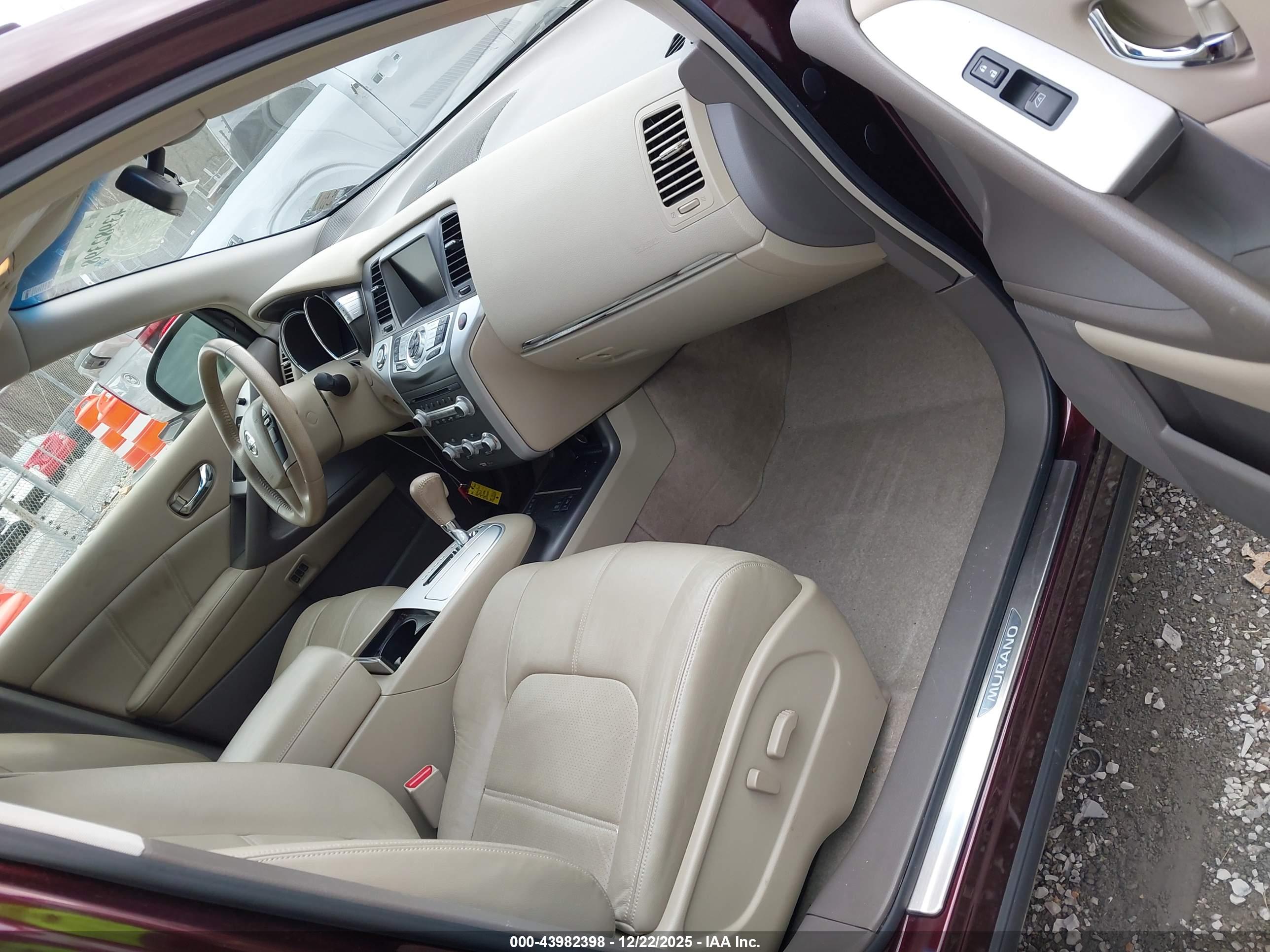 NISSAN MURANO image 5