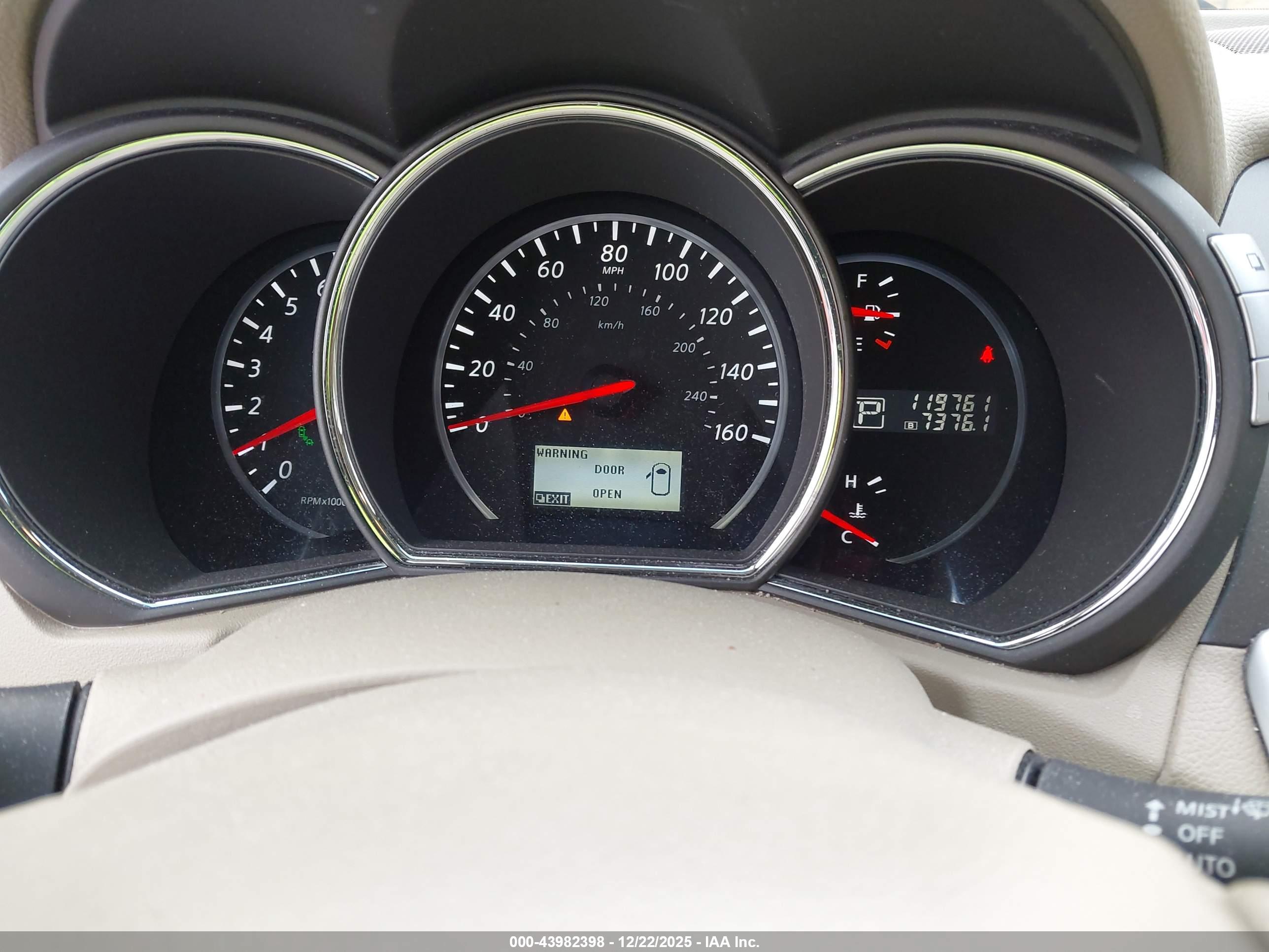 NISSAN MURANO image 7