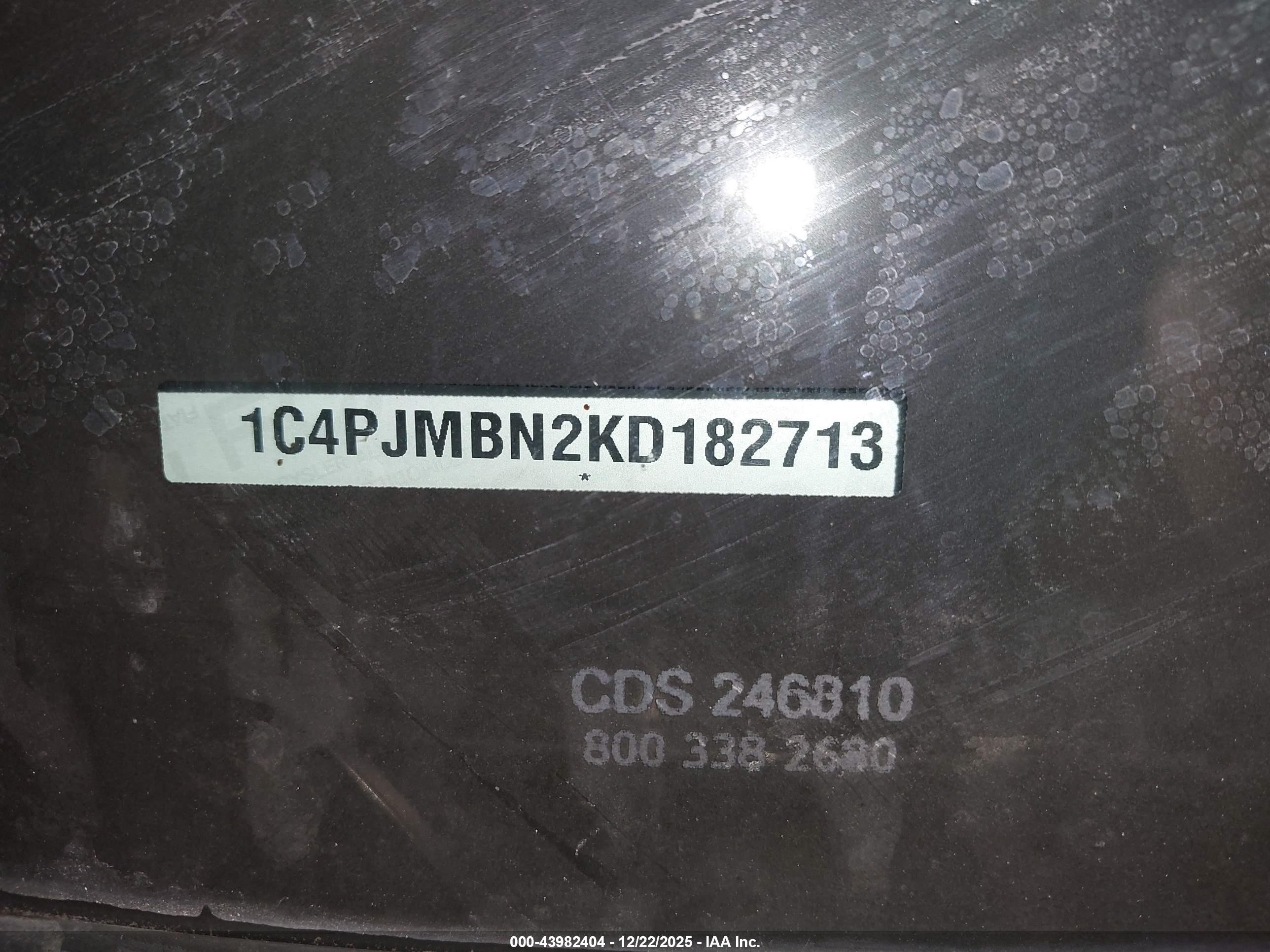 JEEP CHEROKEE image 9