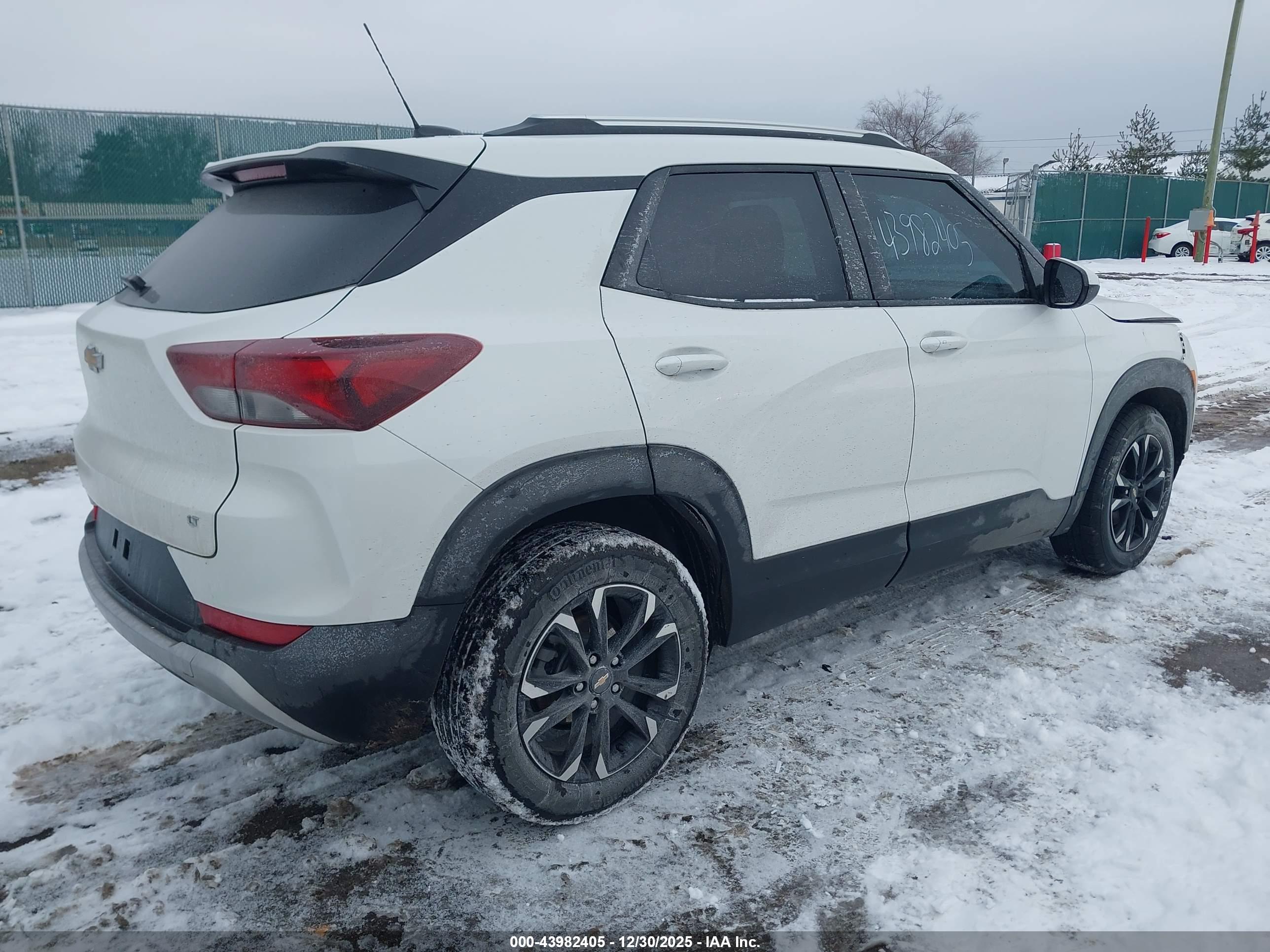 CHEVROLET TRAILBLAZER image 4