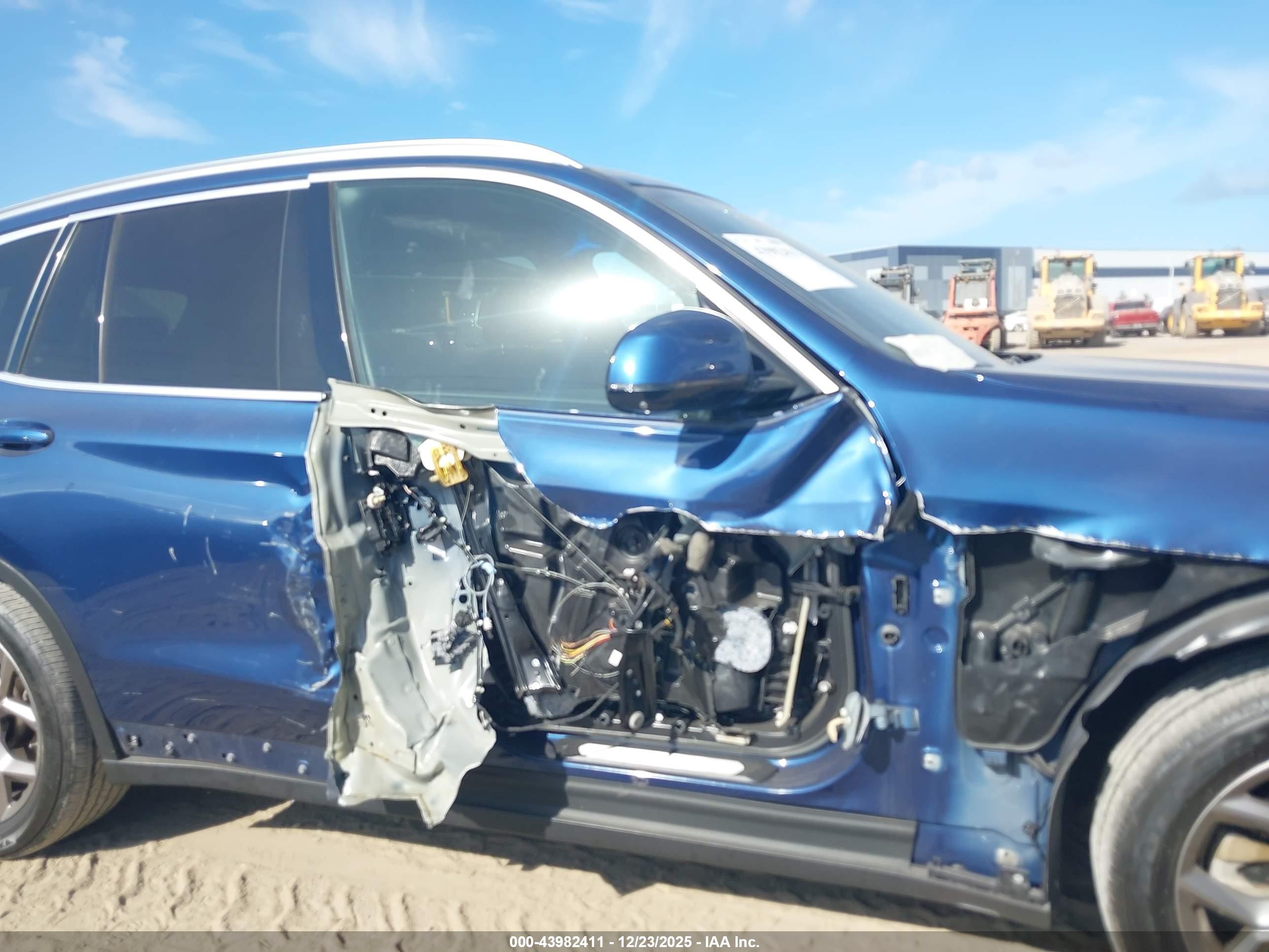 BMW X3 image 6
