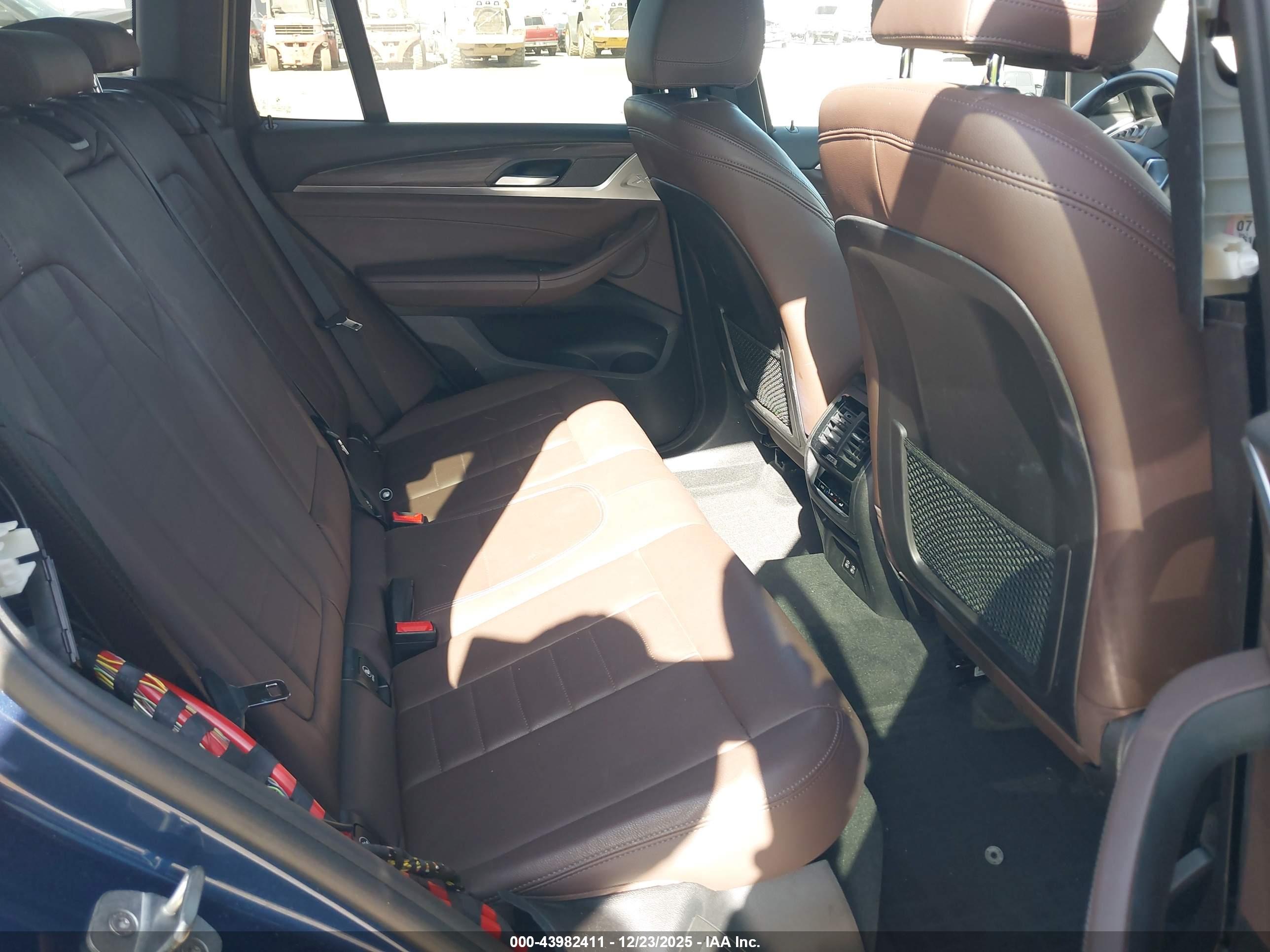 BMW X3 image 8