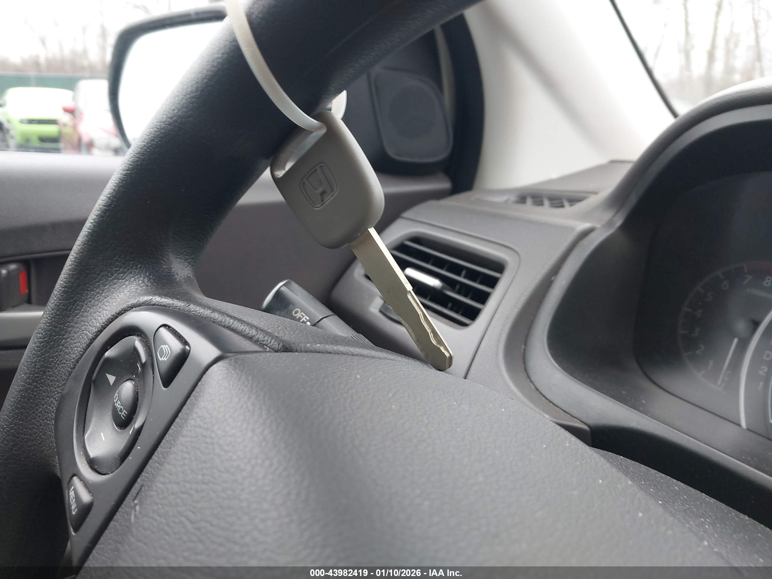HONDA CR-V image 11