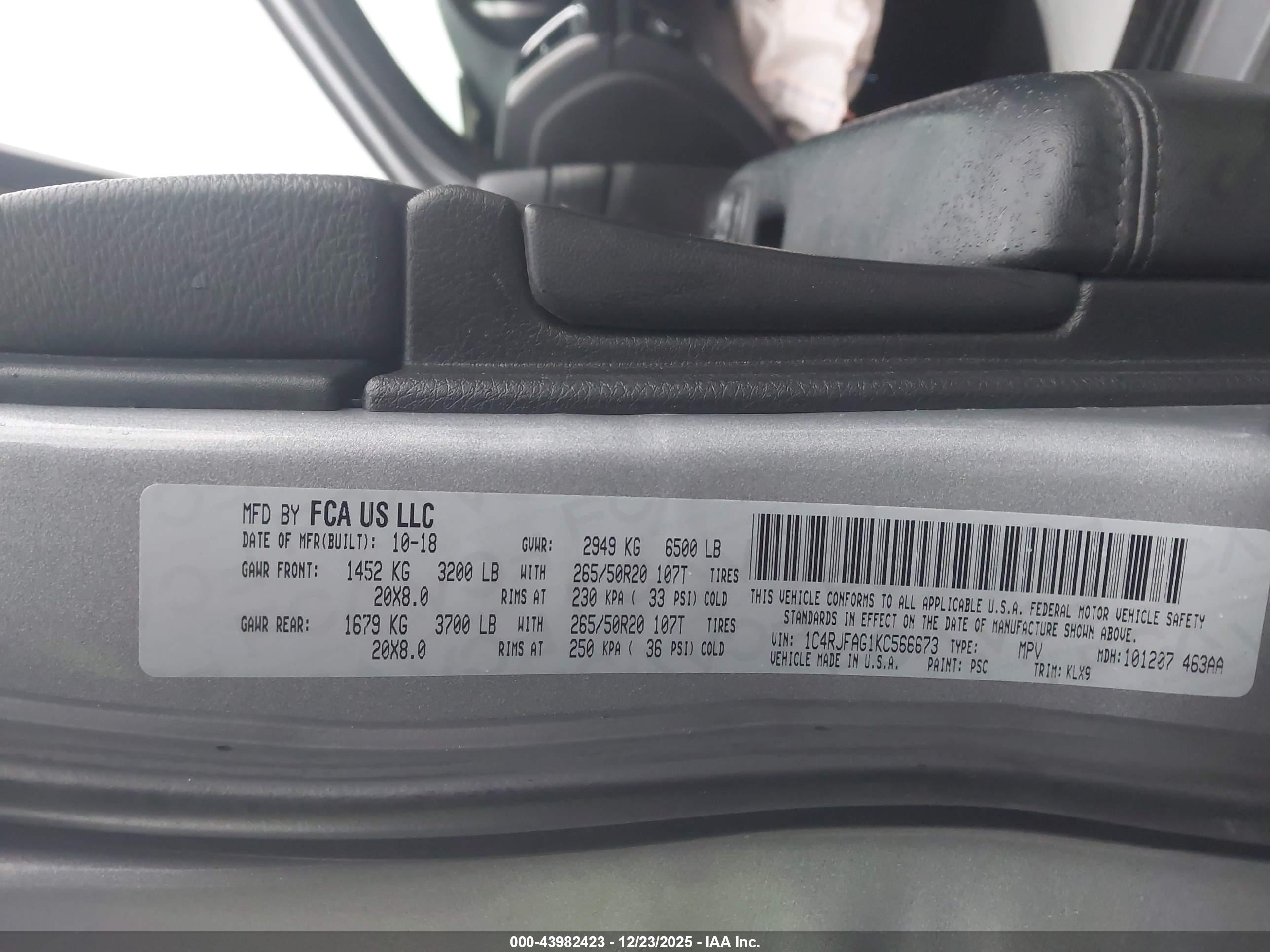 JEEP GRAND image 9