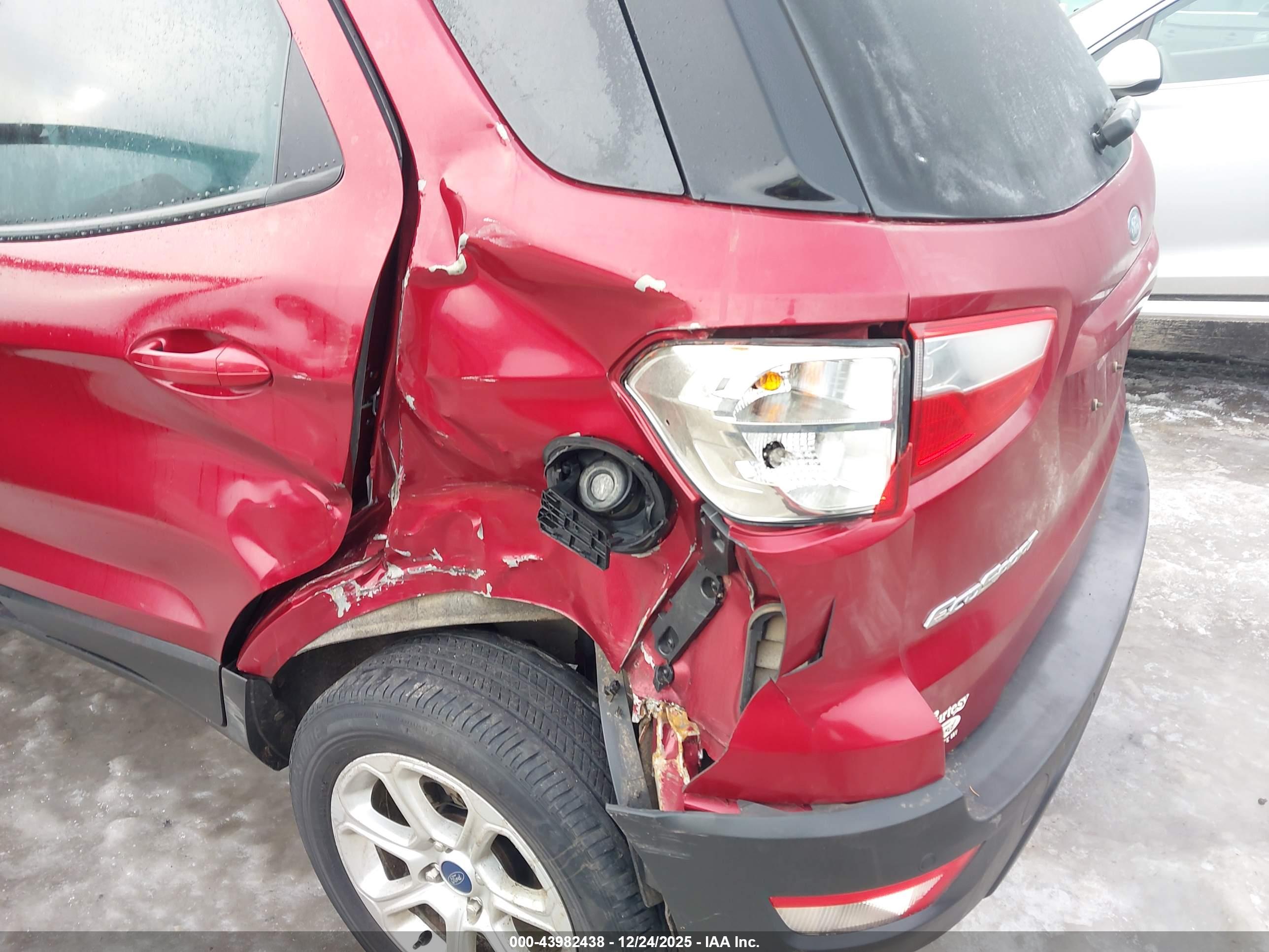 FORD ECOSPORT image 6