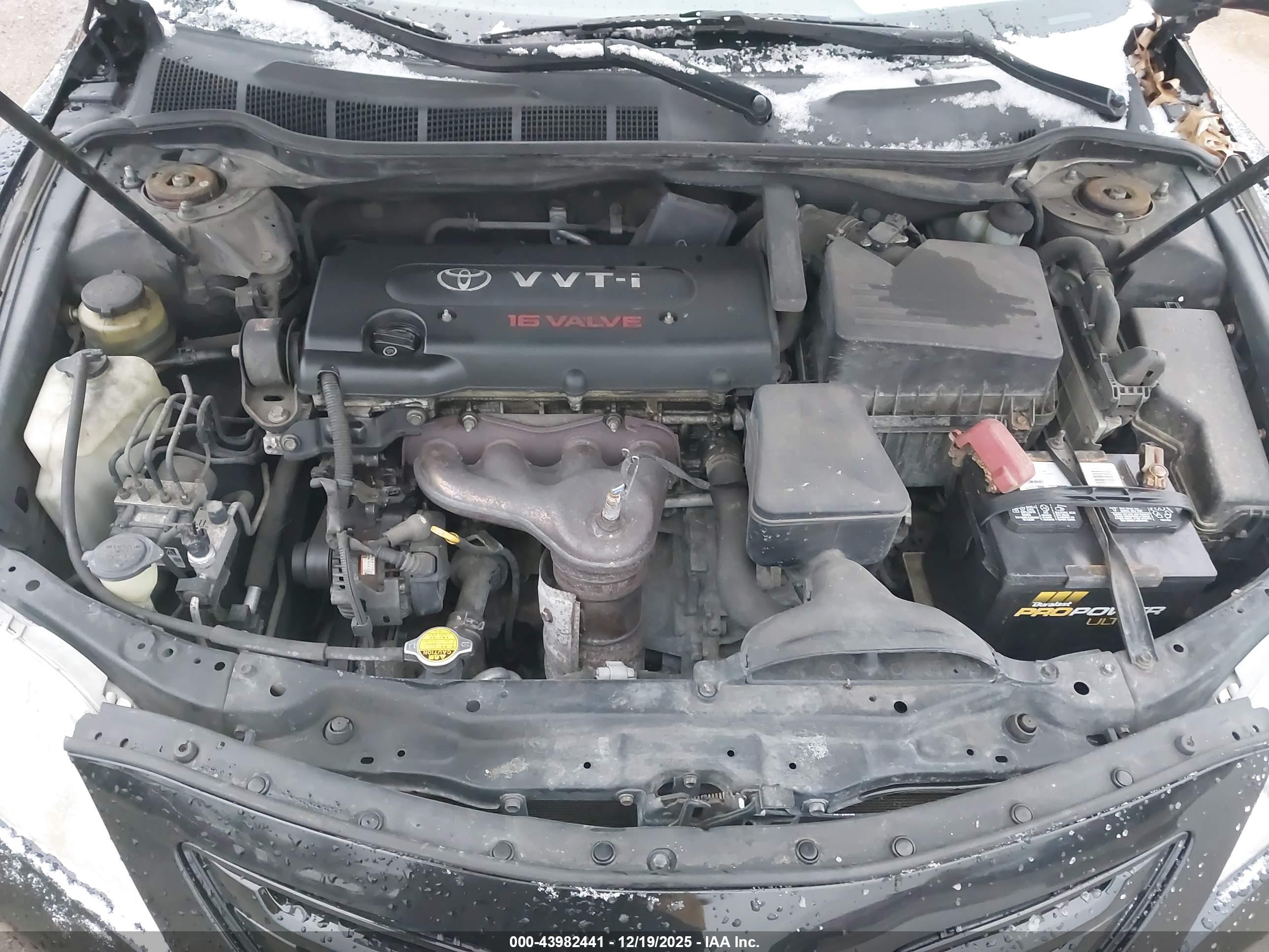 TOYOTA CAMRY image 10