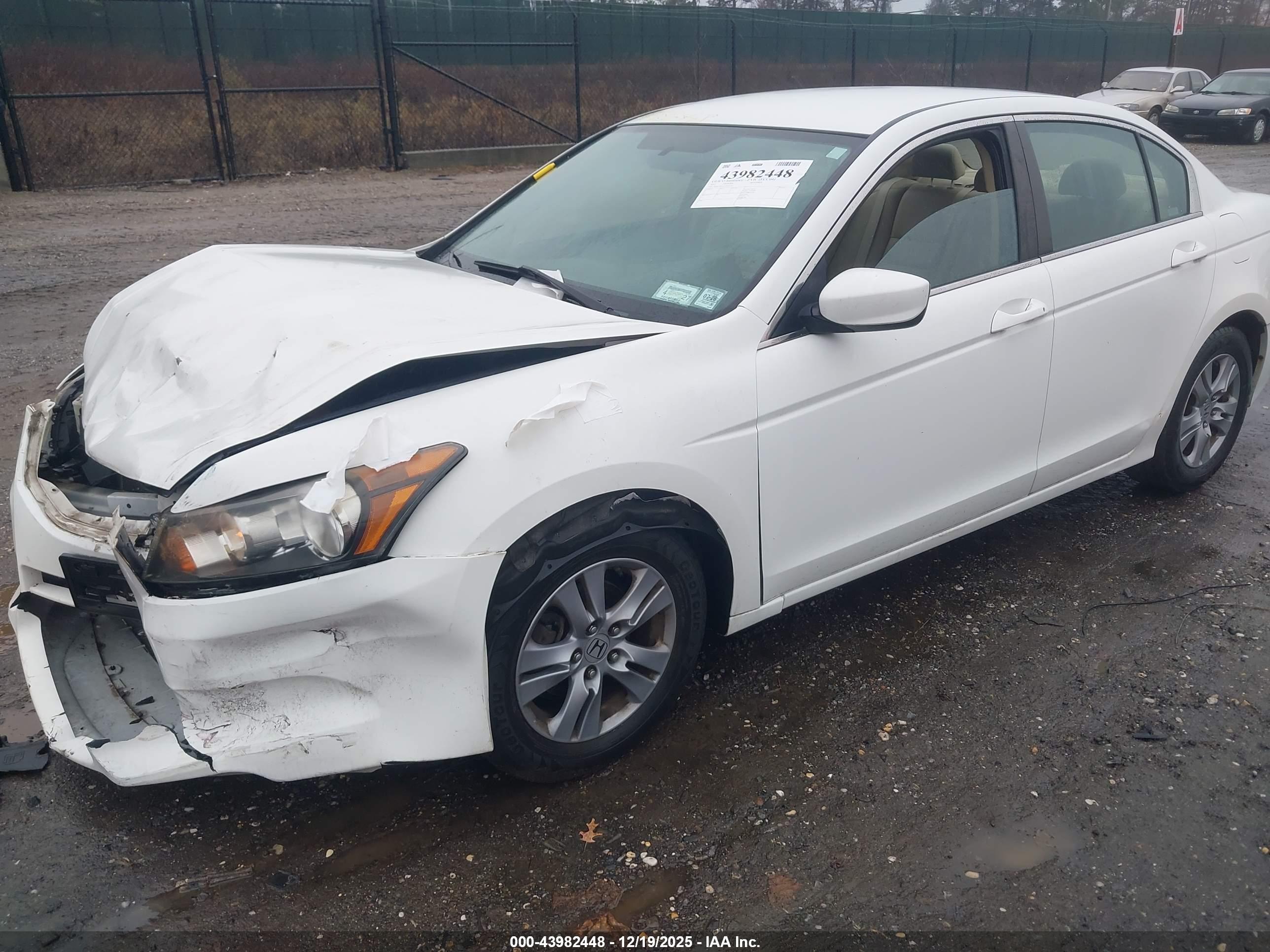 HONDA ACCORD image 2