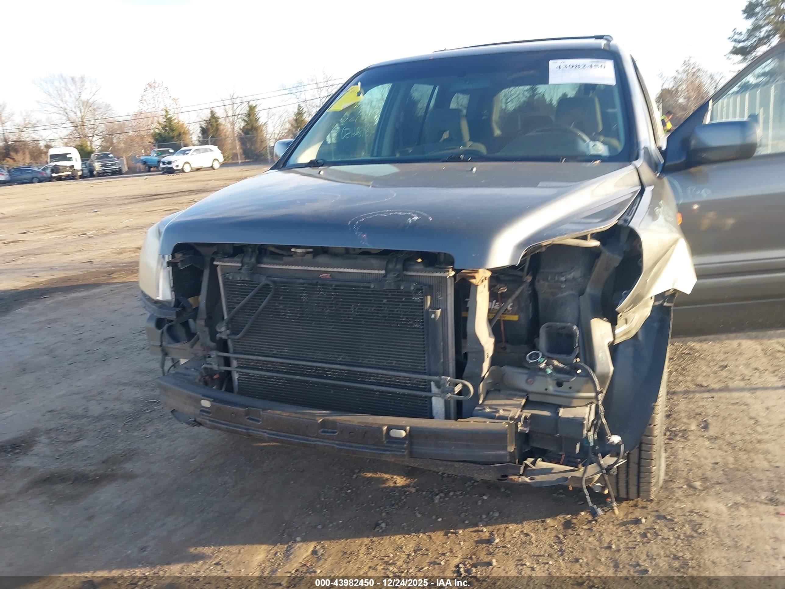 HONDA PILOT image 6