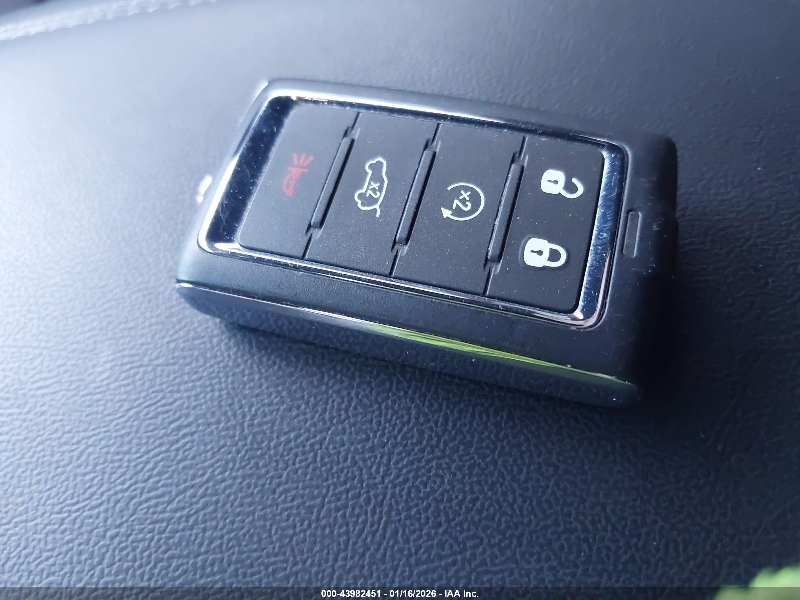 JEEP GRAND image 11