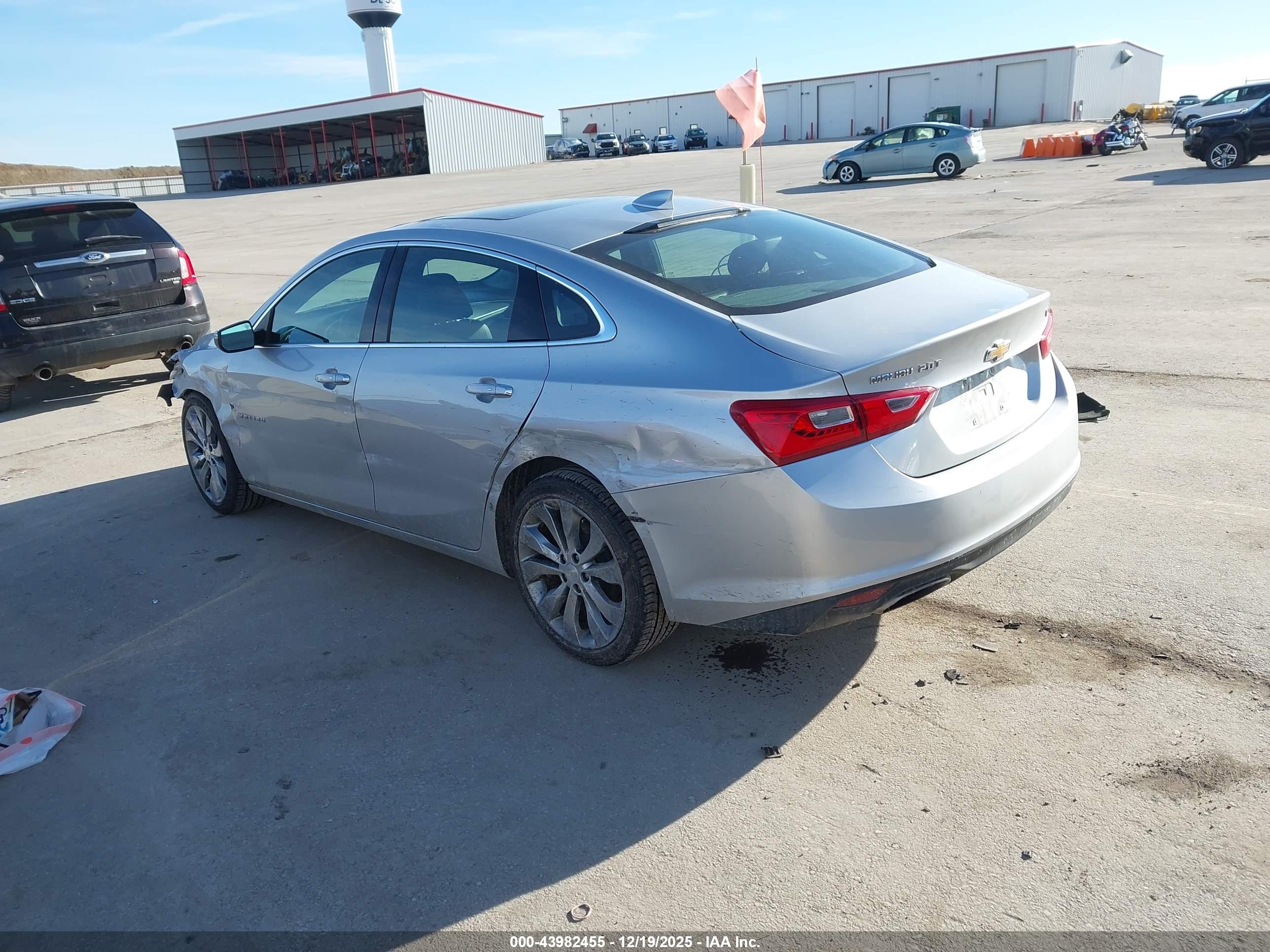 CHEVROLET MALIBU image 3