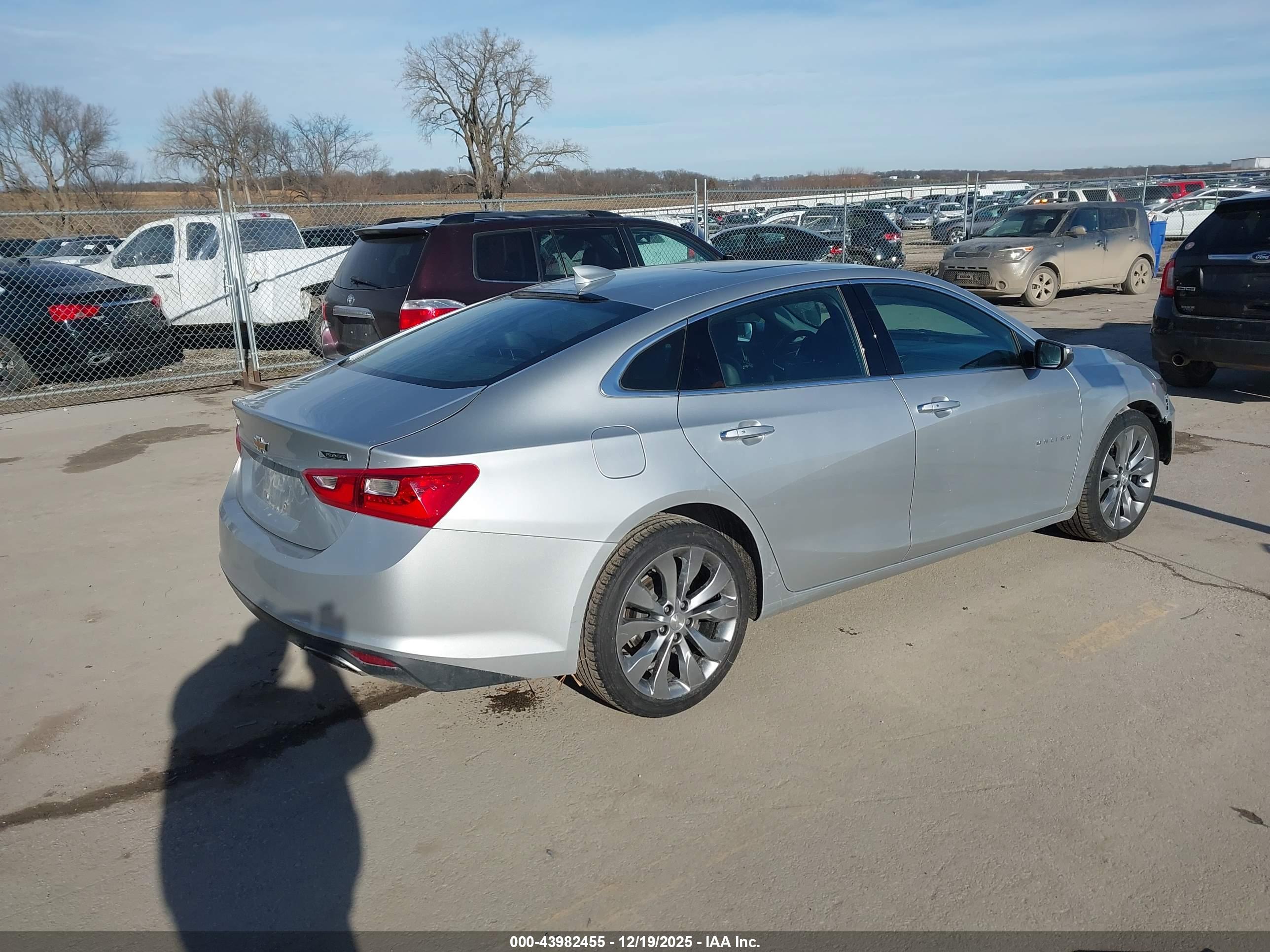 CHEVROLET MALIBU image 4