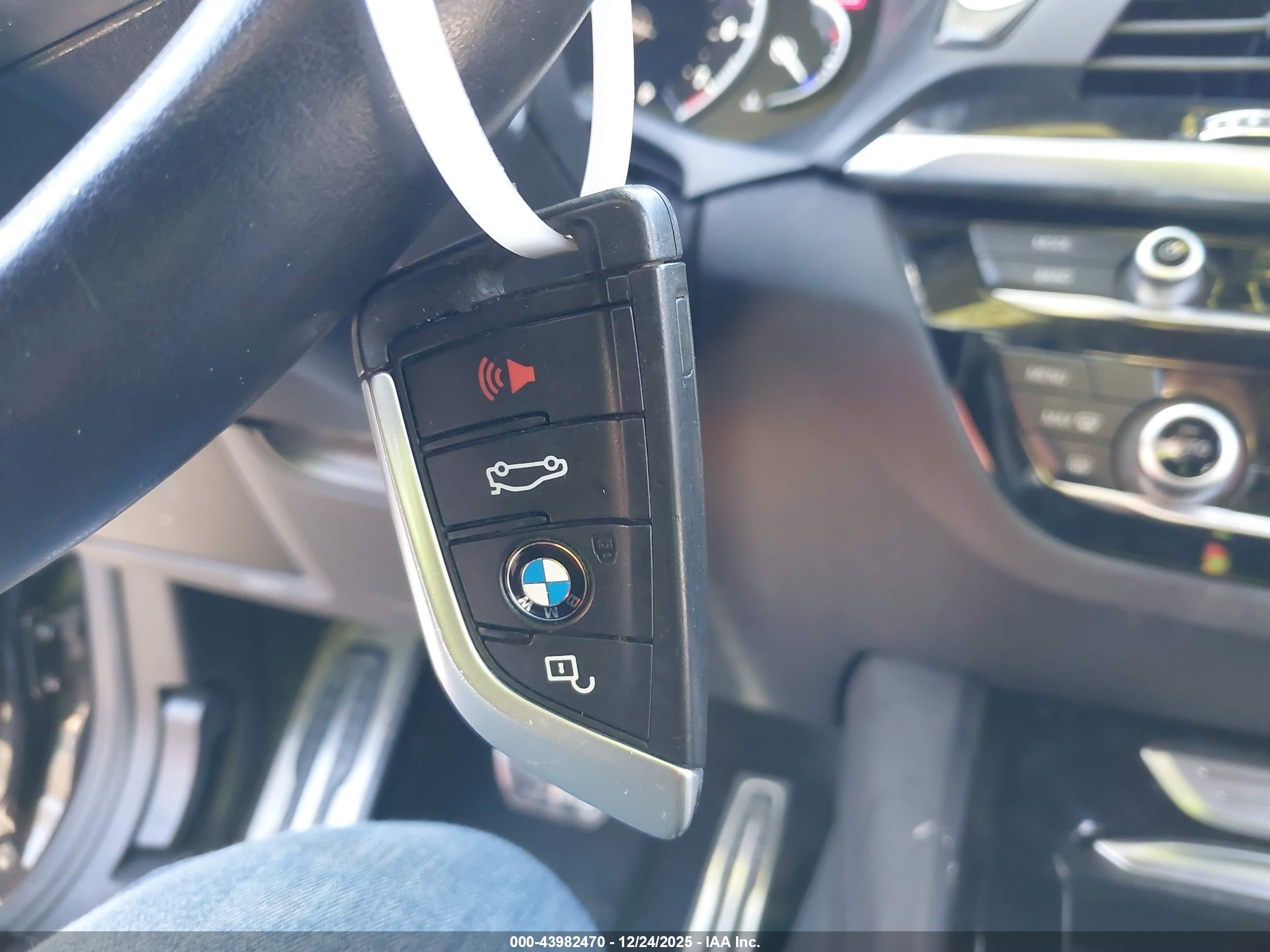 BMW X3 image 11